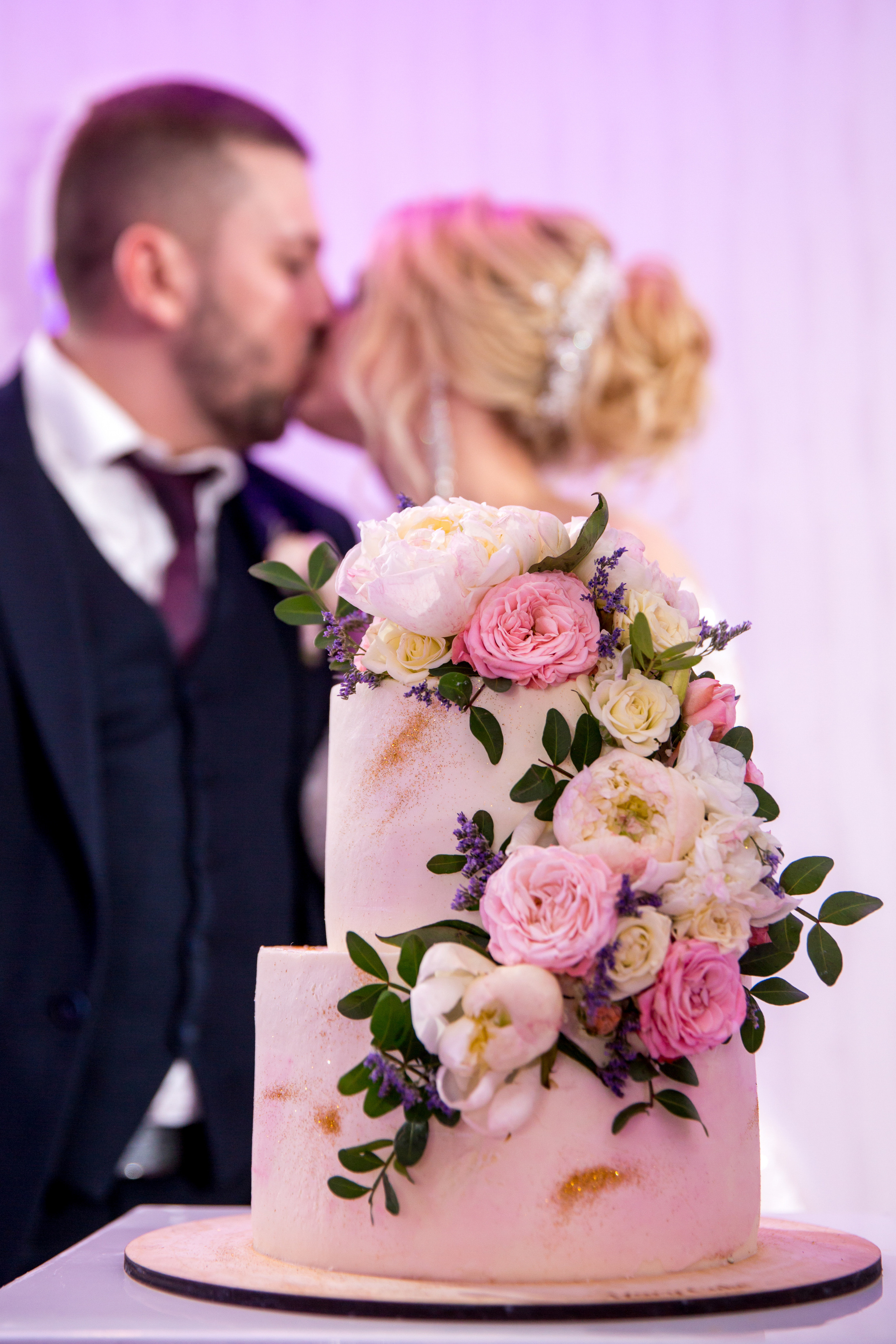 Фотосъёмка зимой на свадьбе. Ведущий на праздник в Москве / Денис Аганин