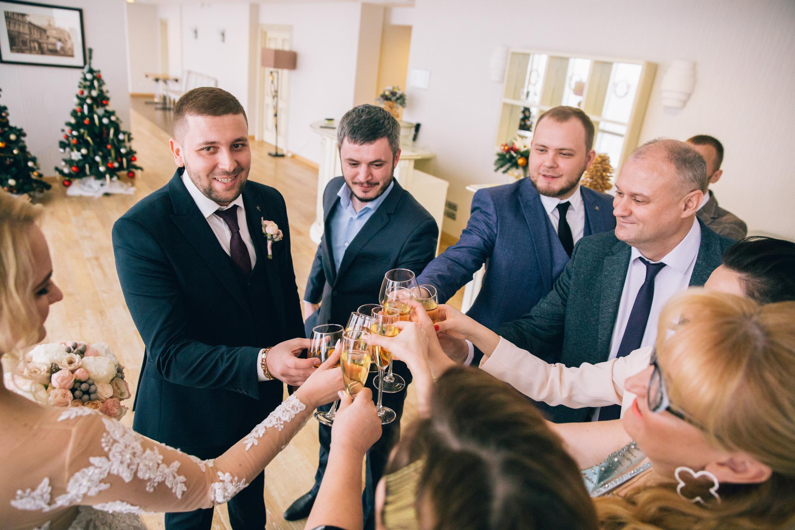 Фотосъёмка зимой на свадьбе. Ведущий на праздник в Москве / Денис Аганин