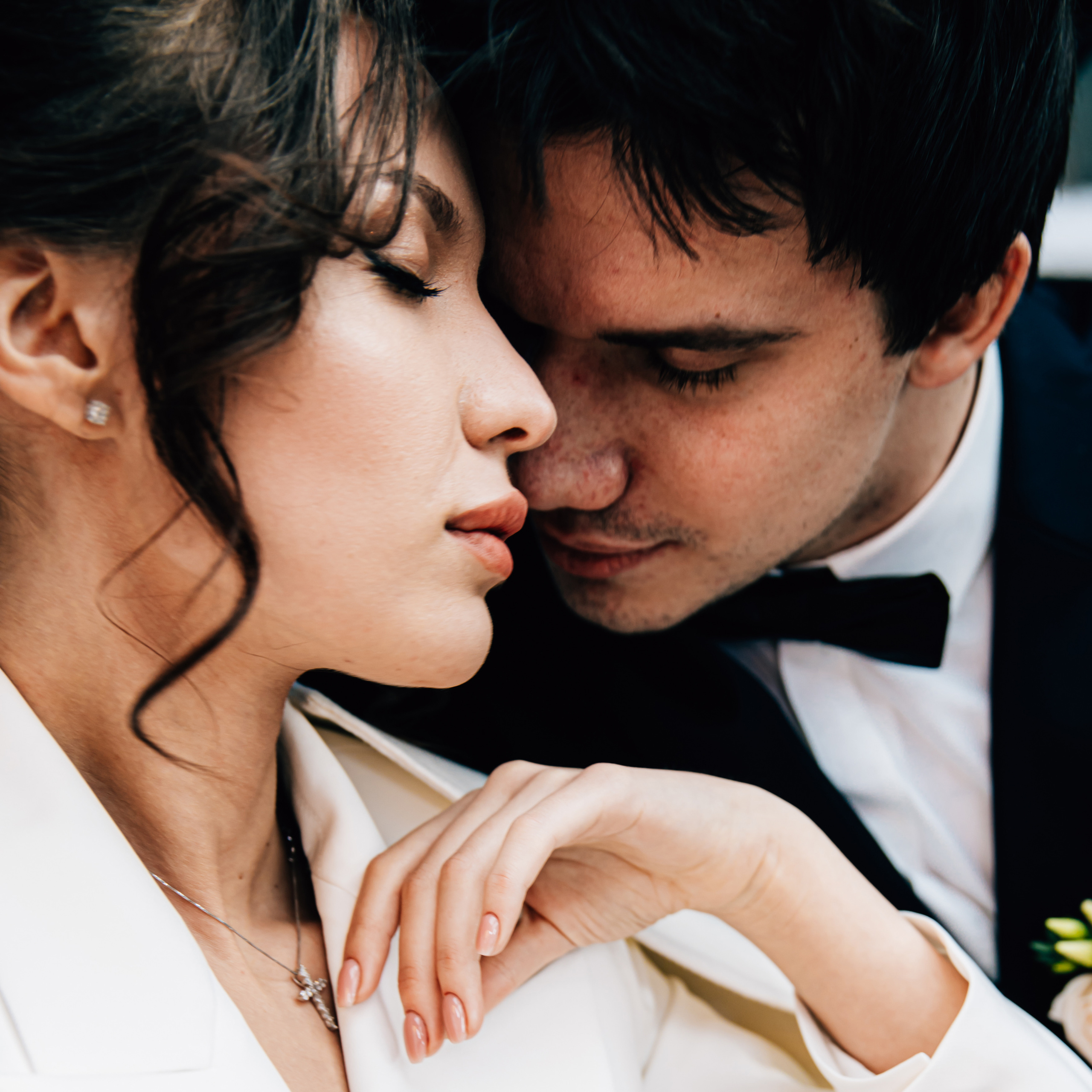 Фотограф на свадьбу. Ведущий на праздник в Москве / Денис Аганин