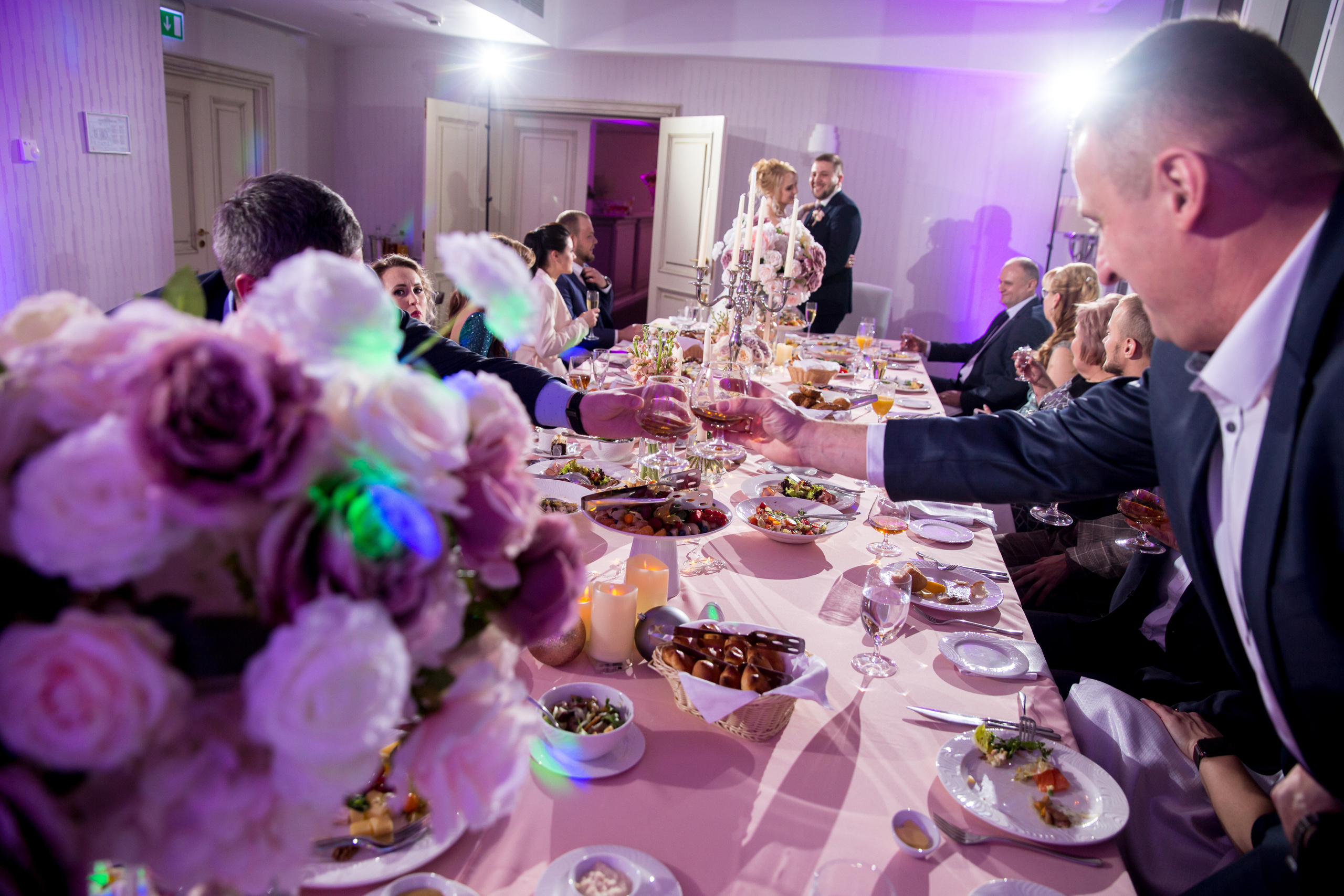 Фотосъёмка зимой на свадьбе. Ведущий на праздник в Москве / Денис Аганин