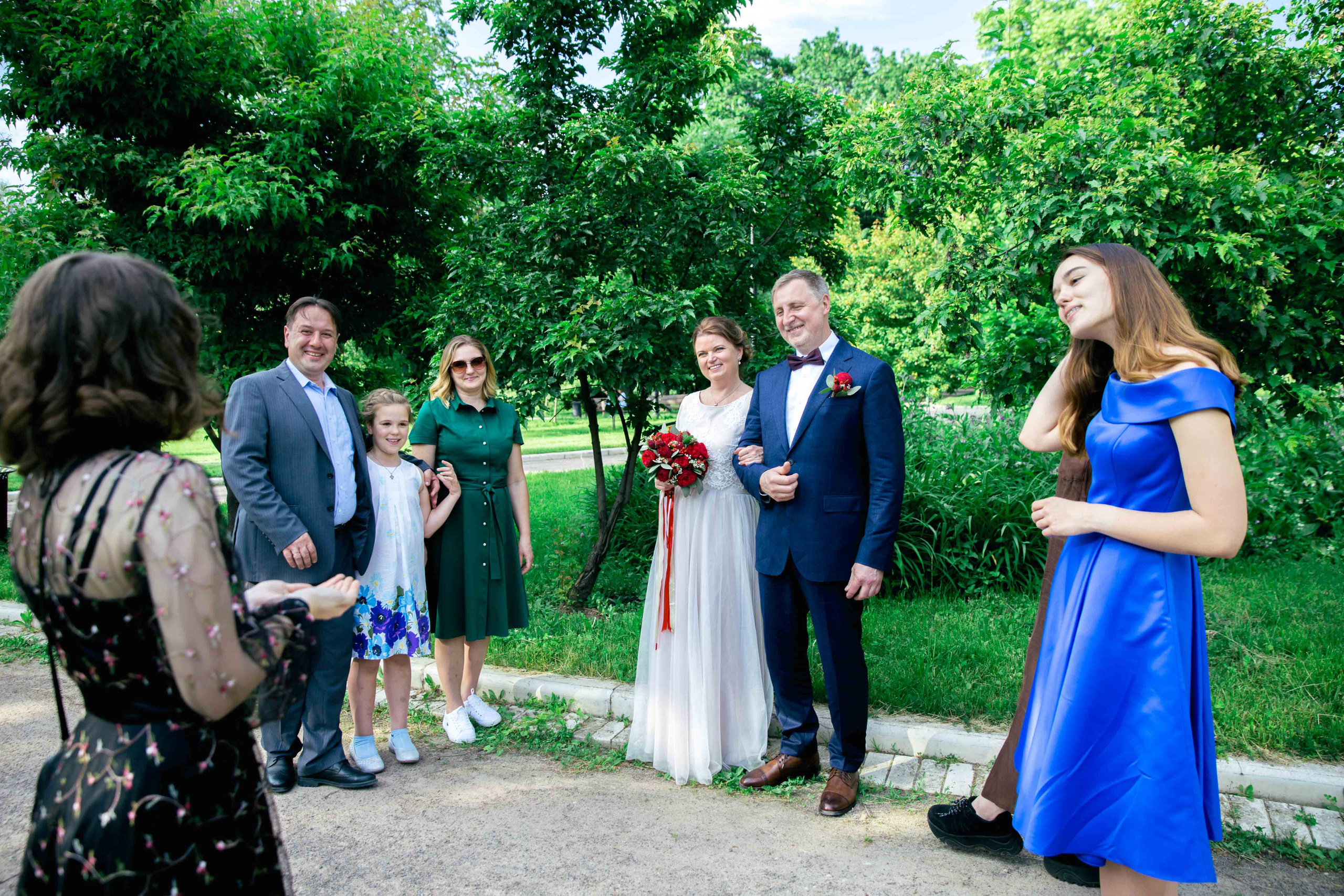 Взрослая свадьба без банкета. Ведущий на праздник в Москве / Денис Аганин