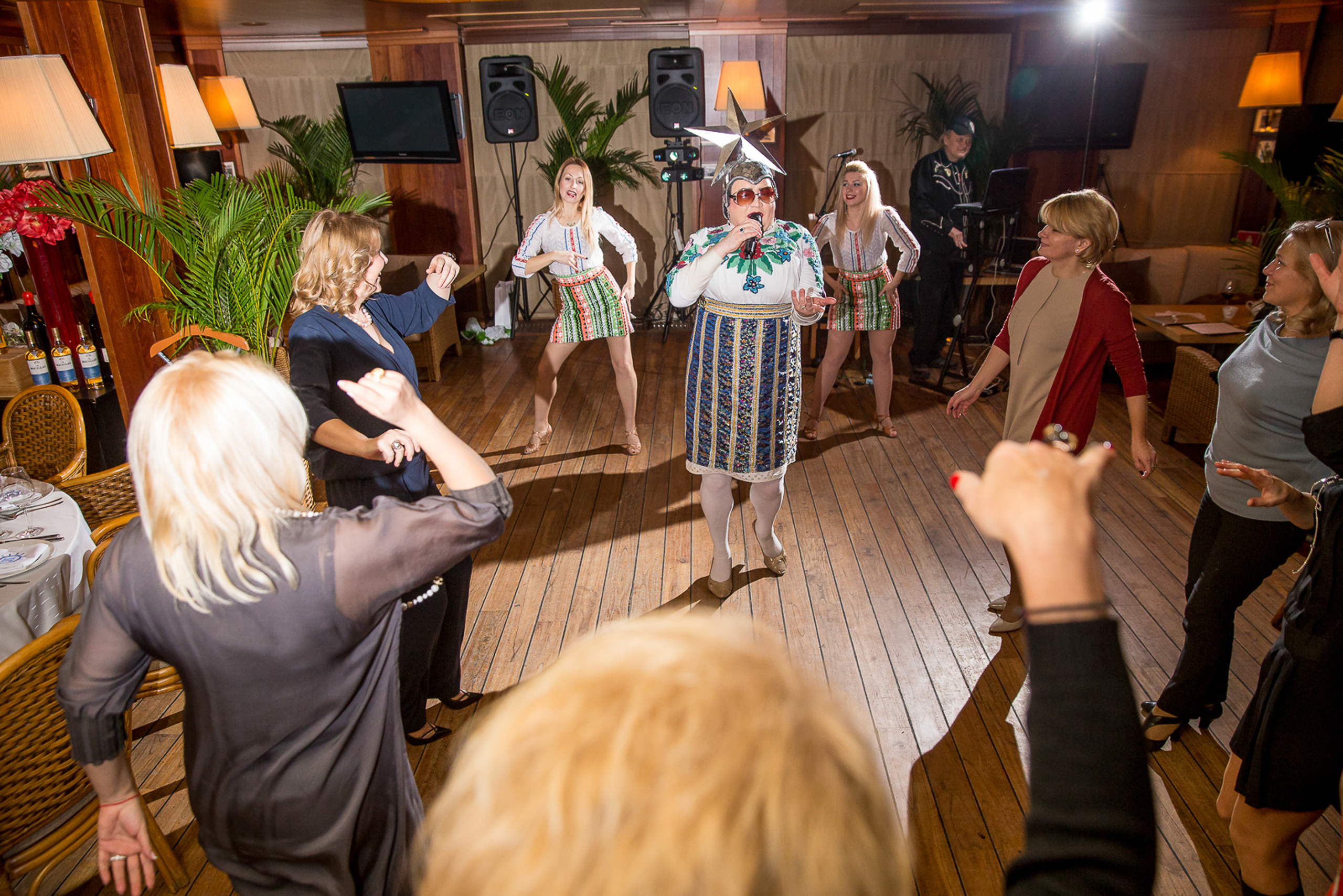 Фотограф на юбилей. Ведущий на праздник в Москве / Денис Аганин