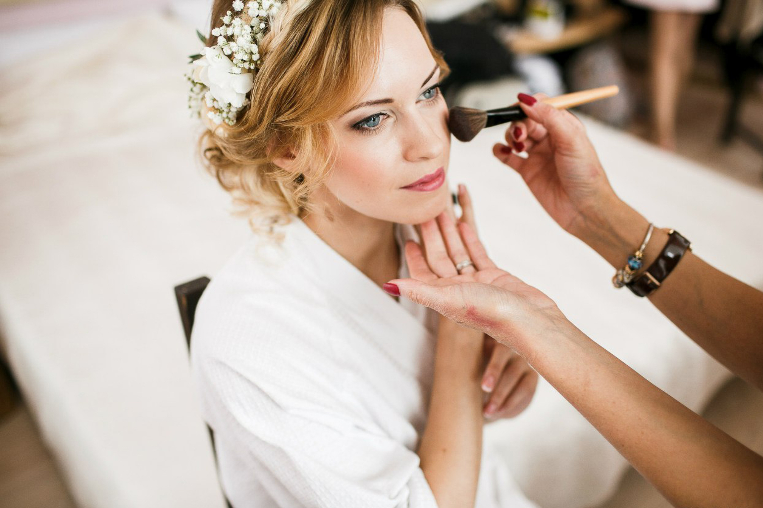 Фотограф на свадьбу. Ведущий на праздник в Москве / Денис Аганин