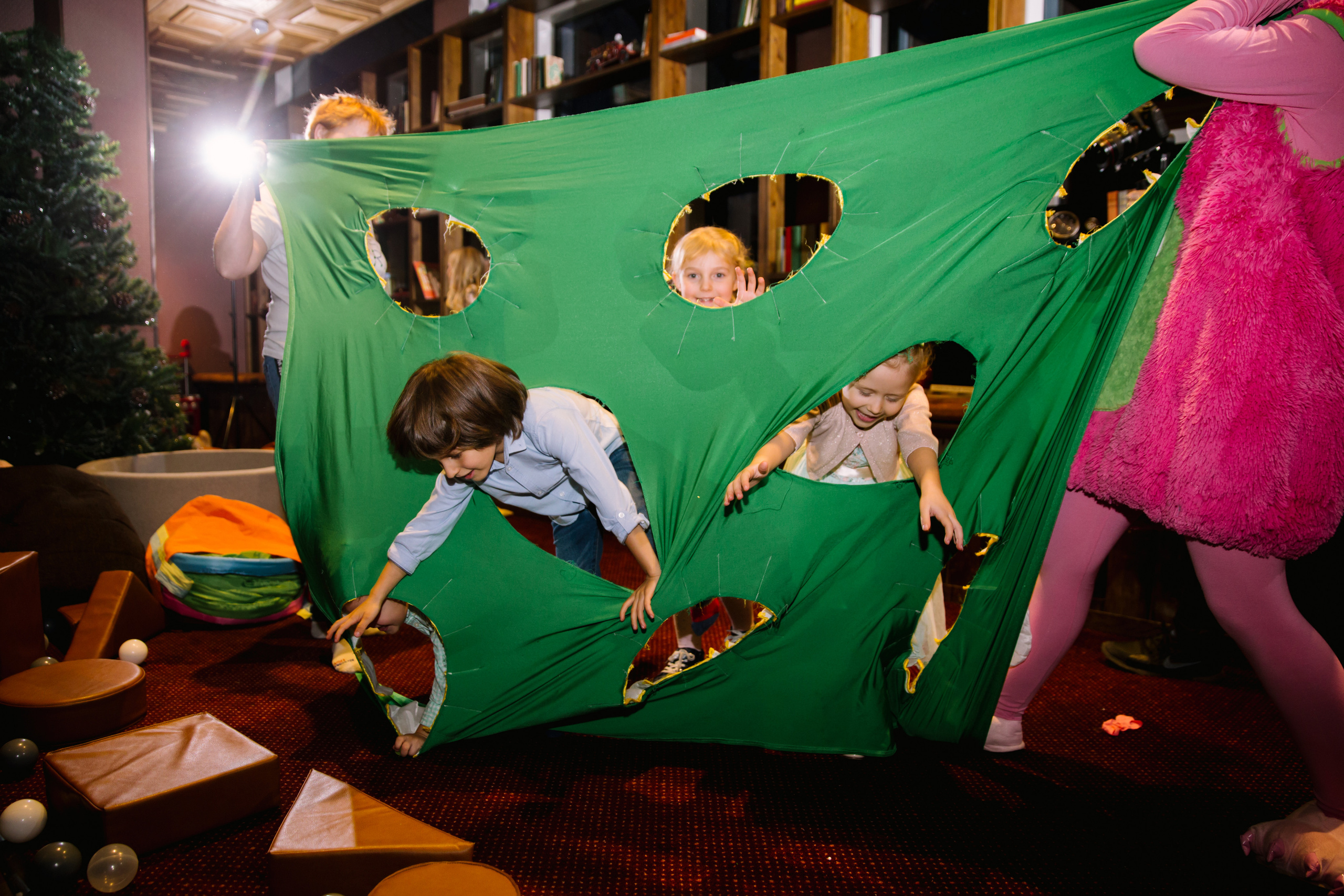 Фотосъёмка детского праздника. Ведущий на праздник в Москве / Денис Аганин