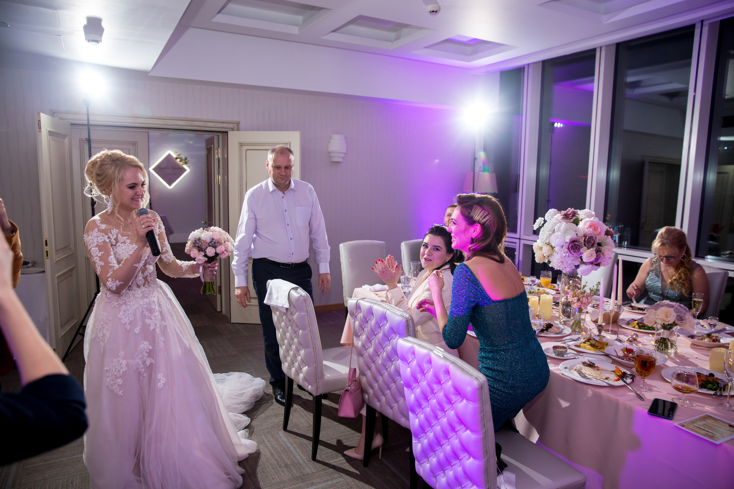 Фотосъёмка зимой на свадьбе. Ведущий на праздник в Москве / Денис Аганин