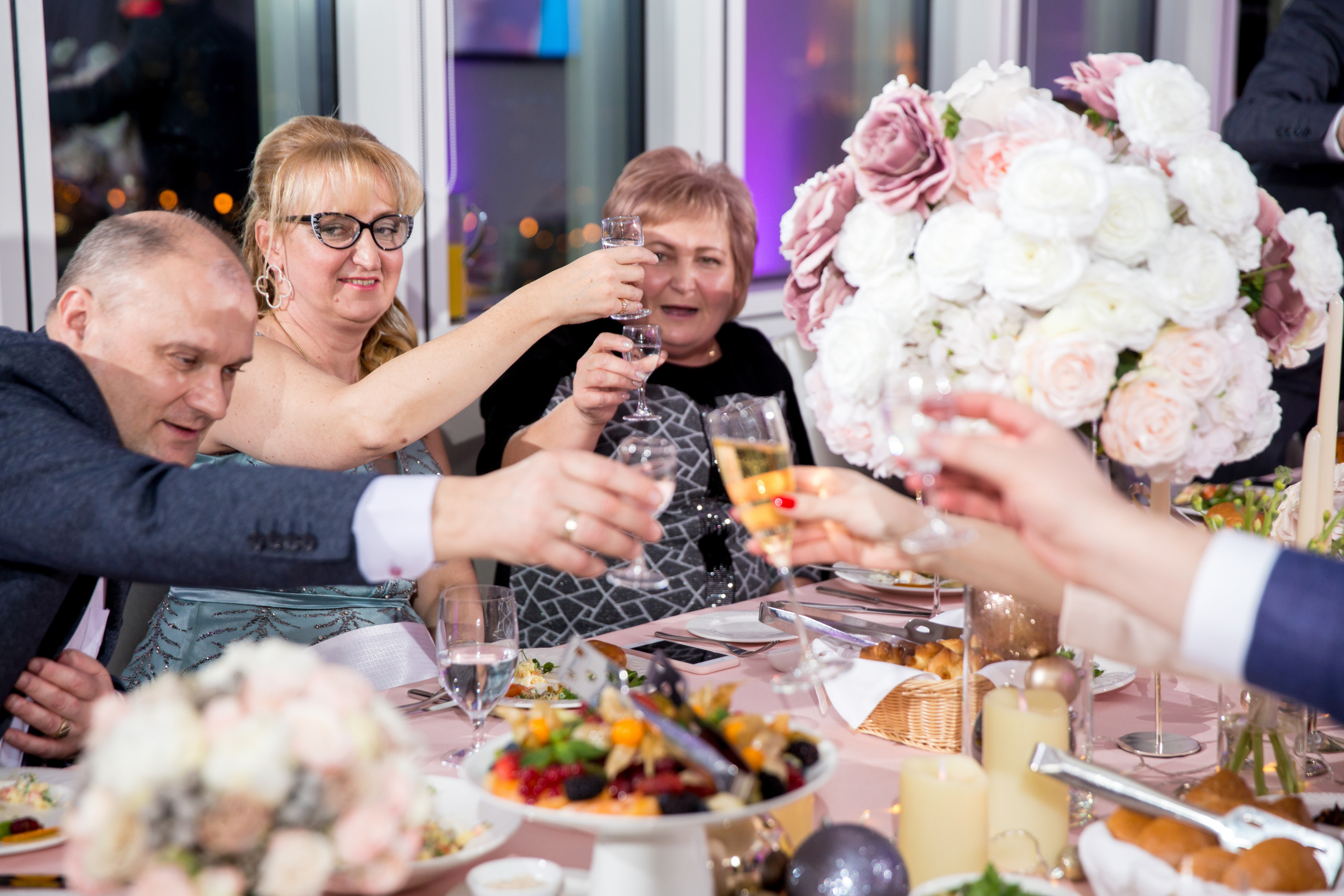 Фотосъёмка зимой на свадьбе. Ведущий на праздник в Москве / Денис Аганин