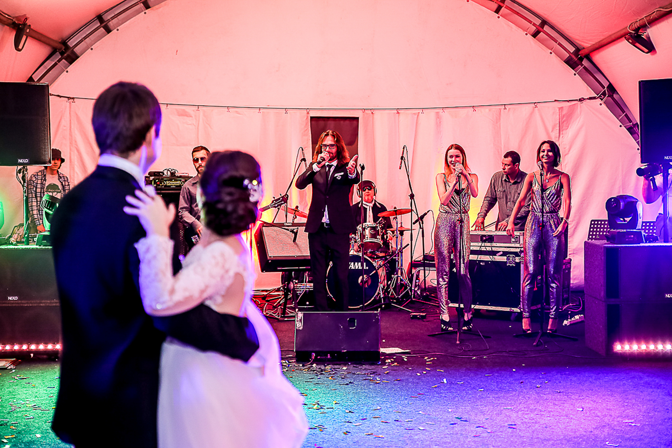 Сборы невесты. Ведущий на праздник в Москве / Денис Аганин