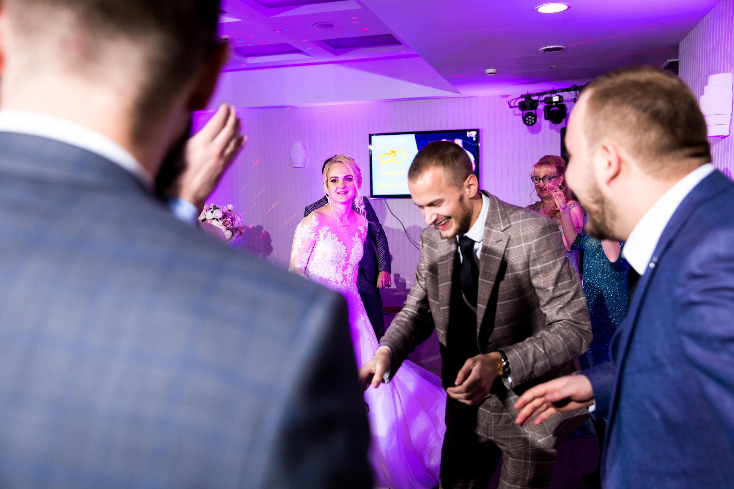 Фотосъёмка зимой на свадьбе. Ведущий на праздник в Москве / Денис Аганин