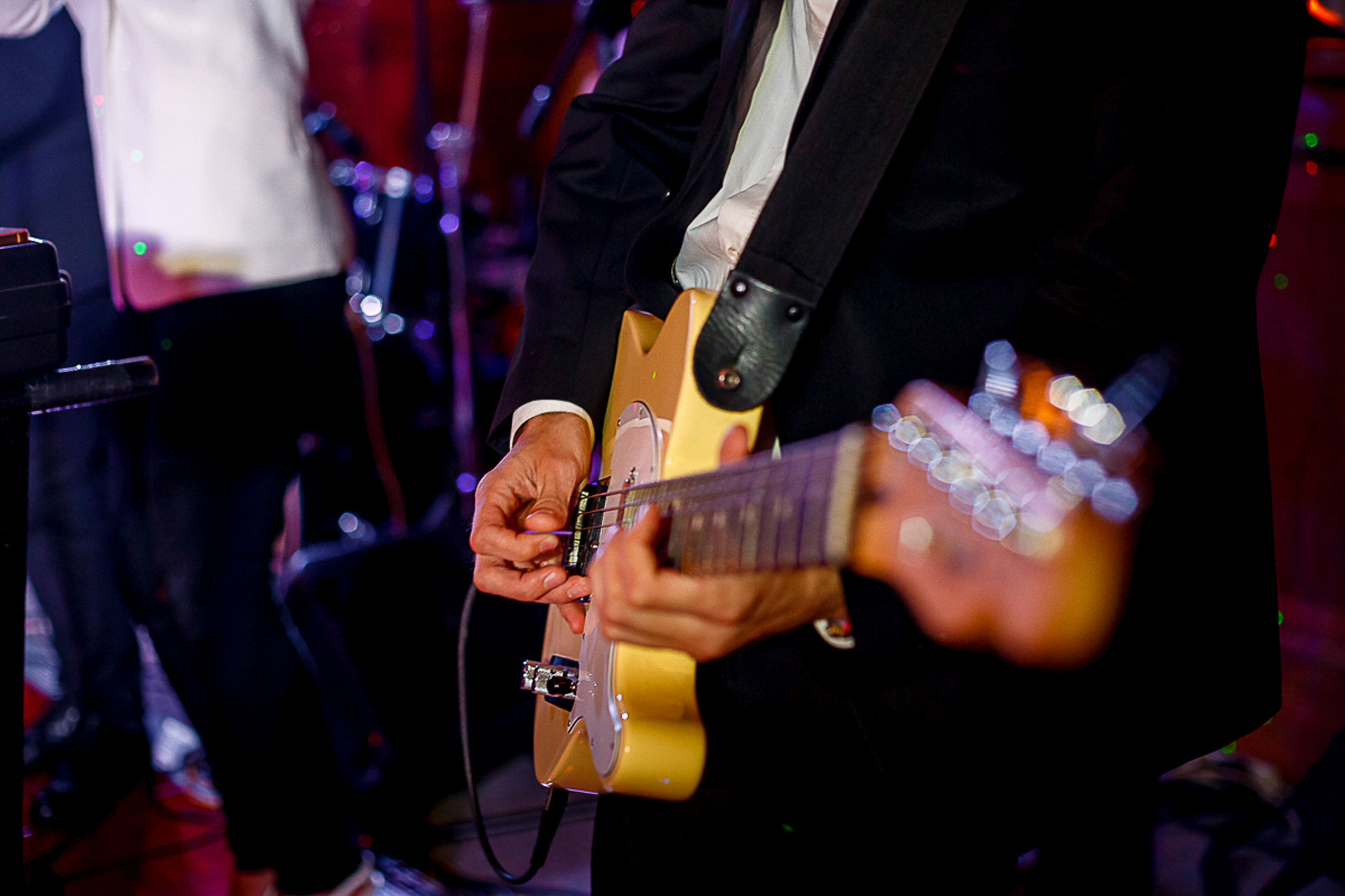 Сборы невесты. Ведущий на праздник в Москве / Денис Аганин