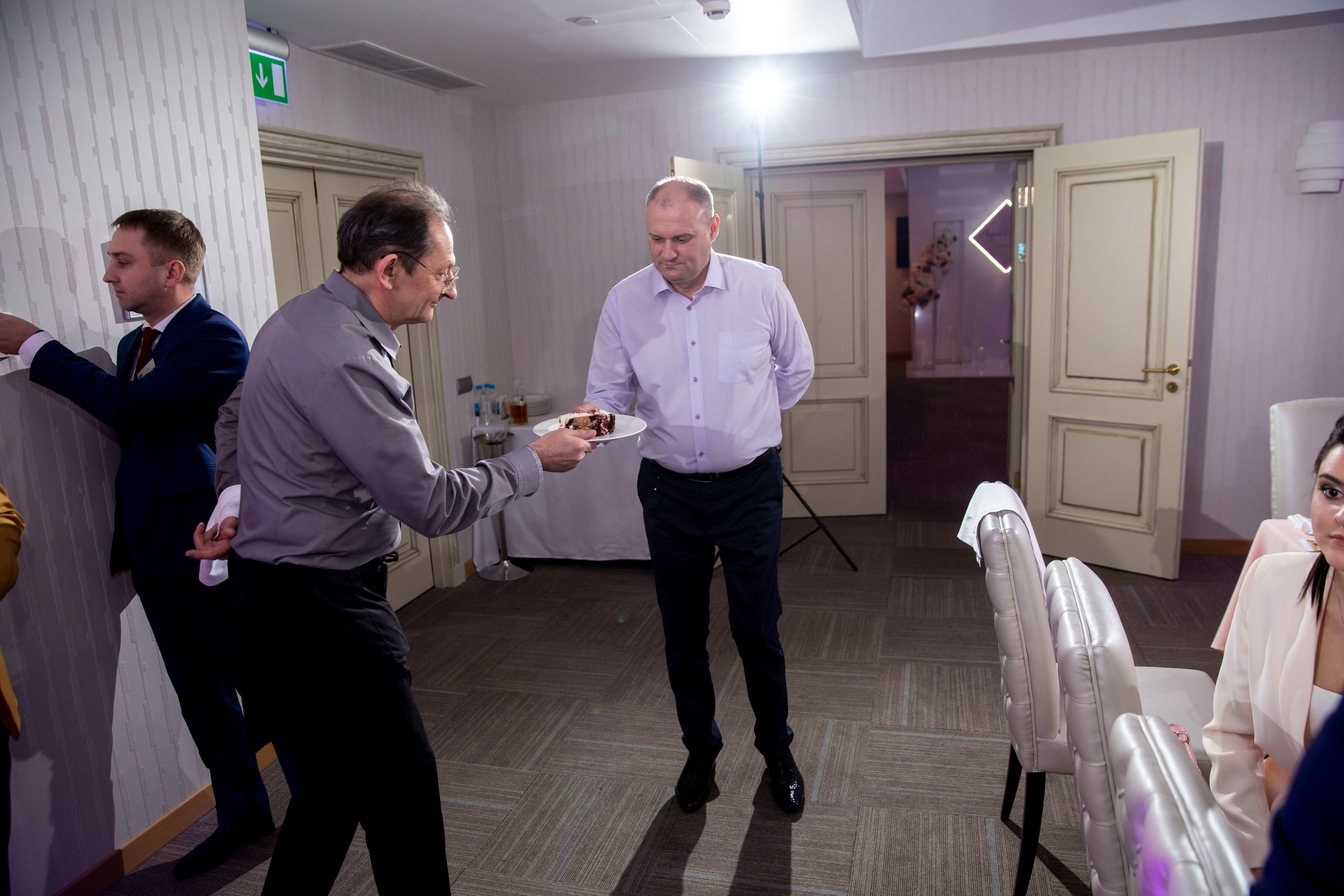 Фотосъёмка зимой на свадьбе. Ведущий на праздник в Москве / Денис Аганин
