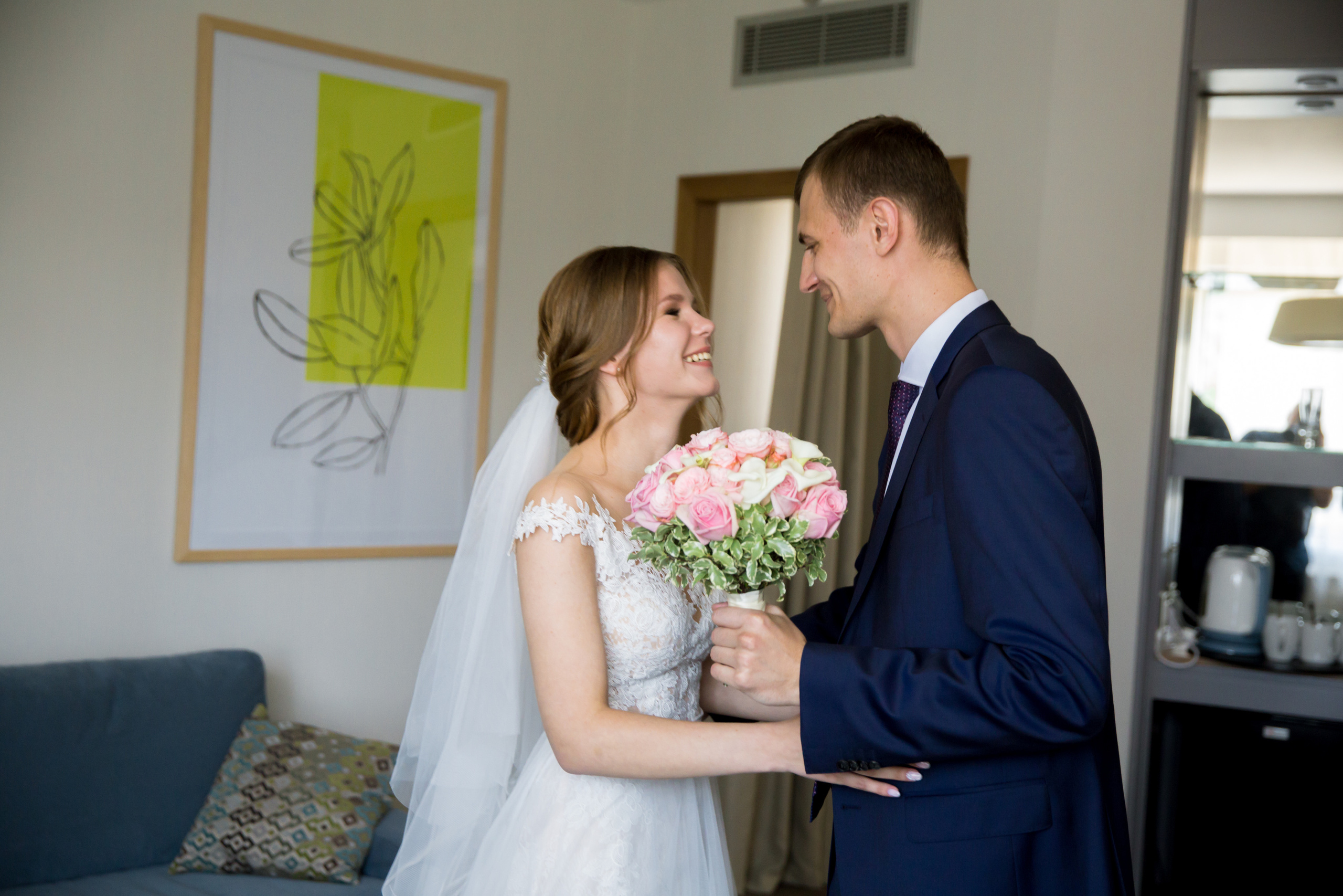 Фотограф на свадьбу летом. Ведущий на праздник в Москве / Денис Аганин