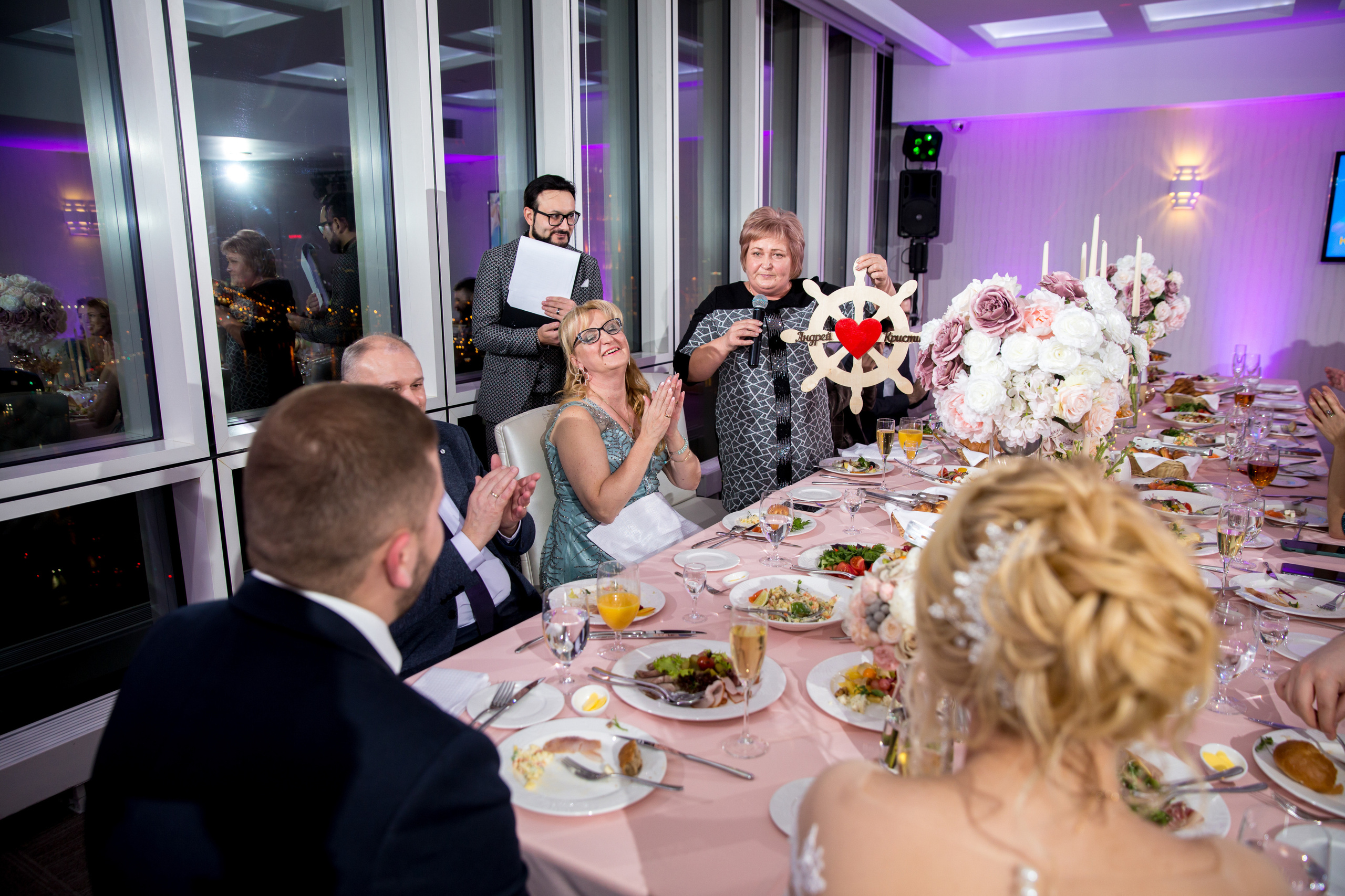 Фотосъёмка зимой на свадьбе. Ведущий на праздник в Москве / Денис Аганин