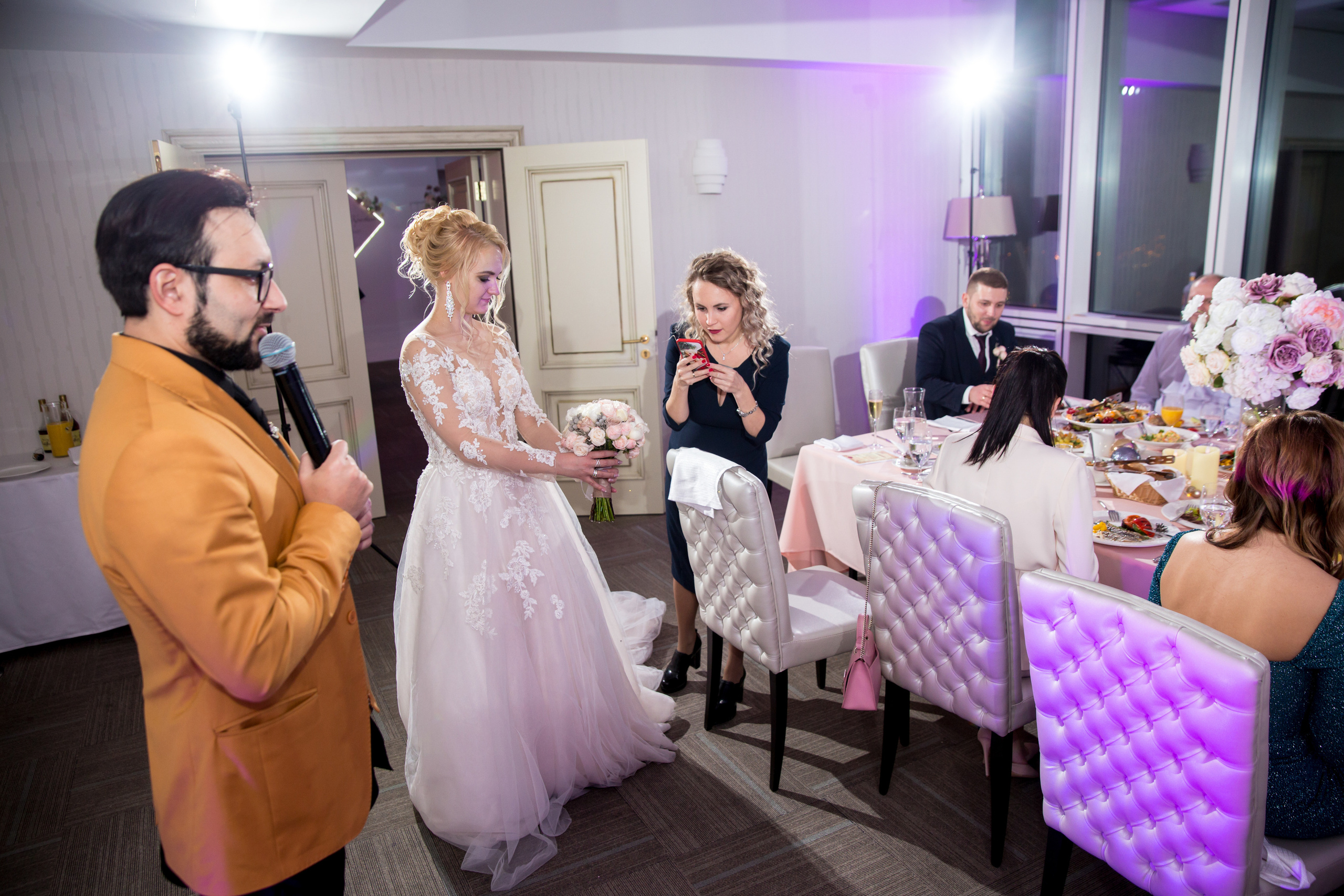 Фотосъёмка зимой на свадьбе. Ведущий на праздник в Москве / Денис Аганин