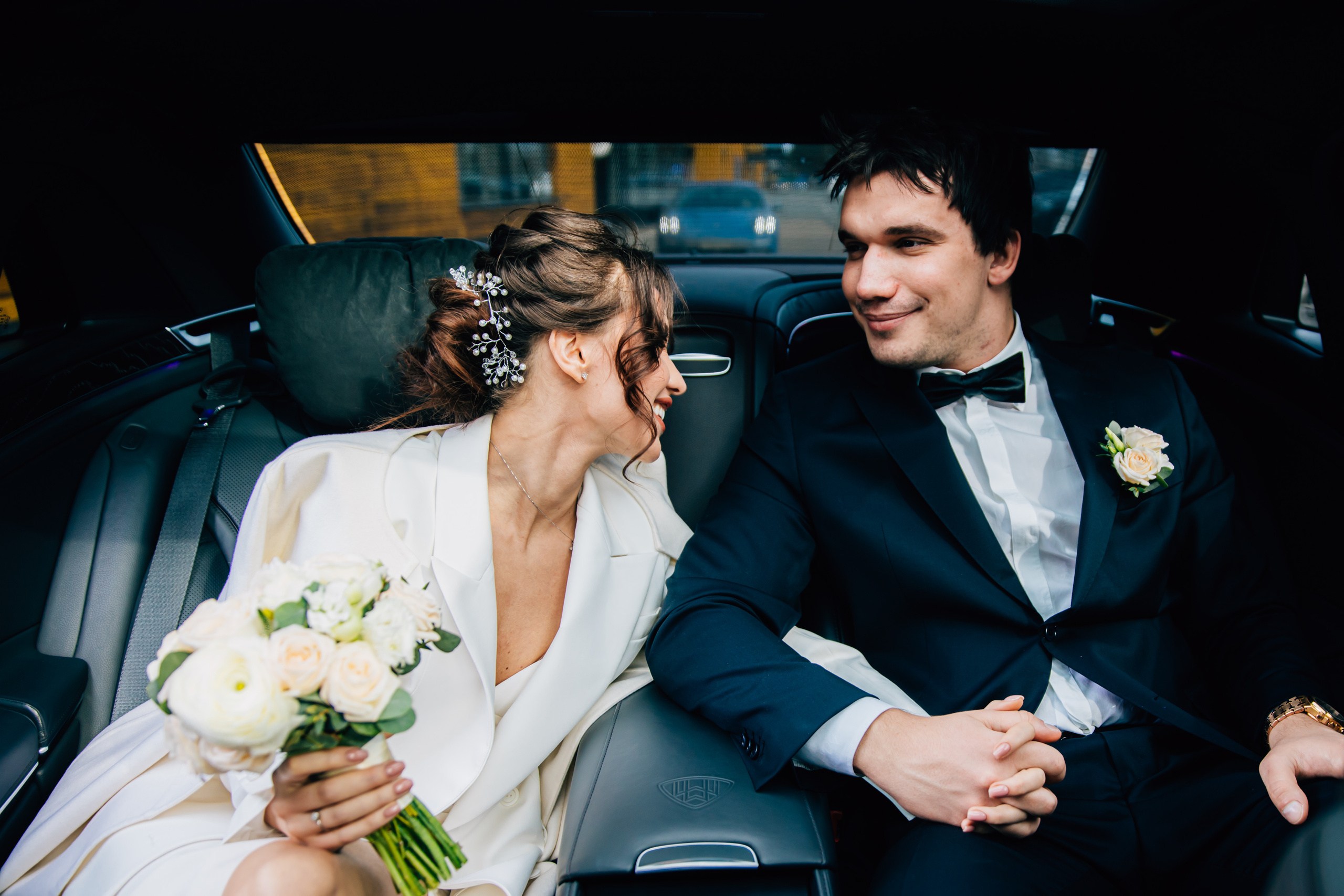 Фотограф на свадьбу. Ведущий на праздник в Москве / Денис Аганин