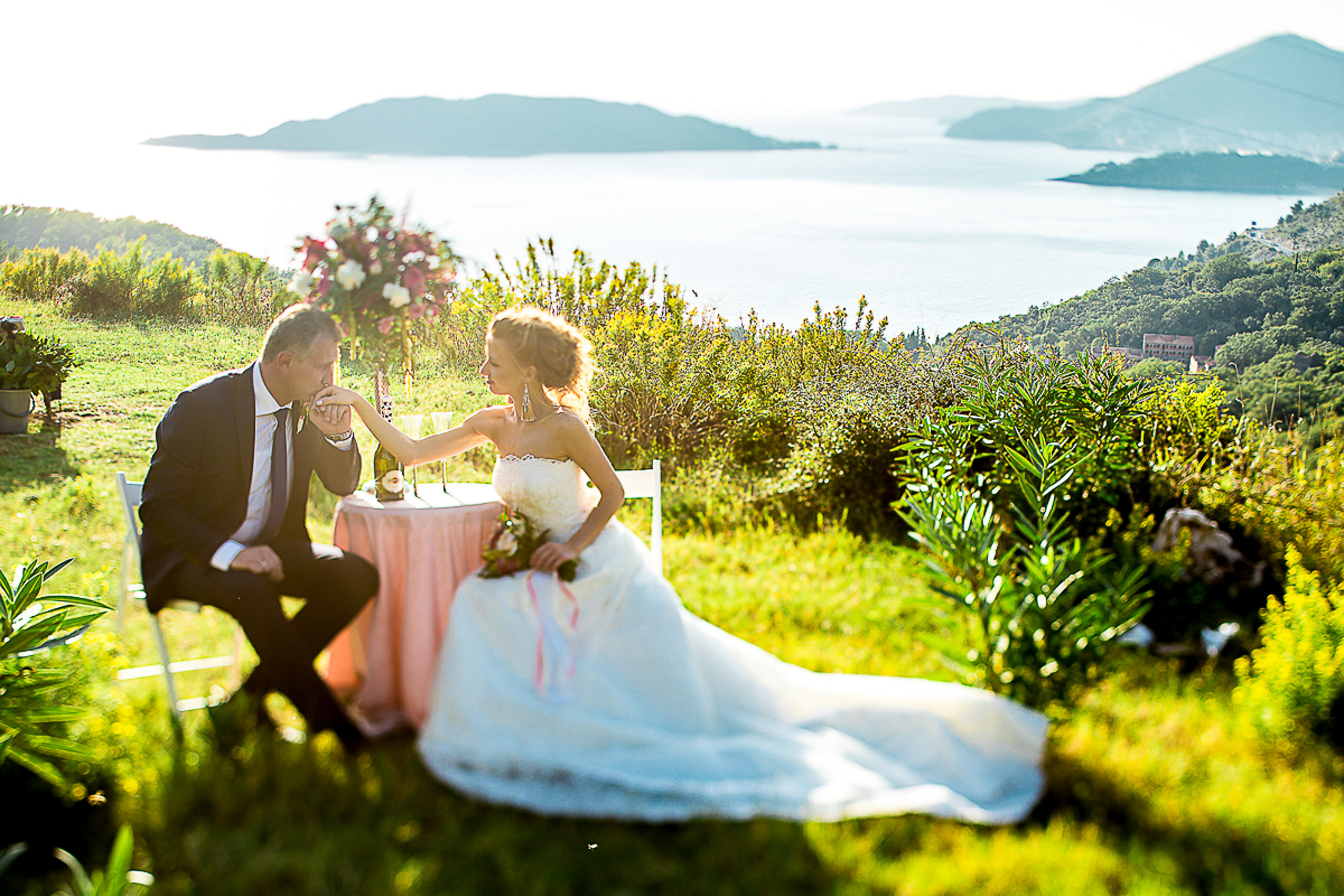 Сборы невесты. Ведущий на праздник в Москве / Денис Аганин