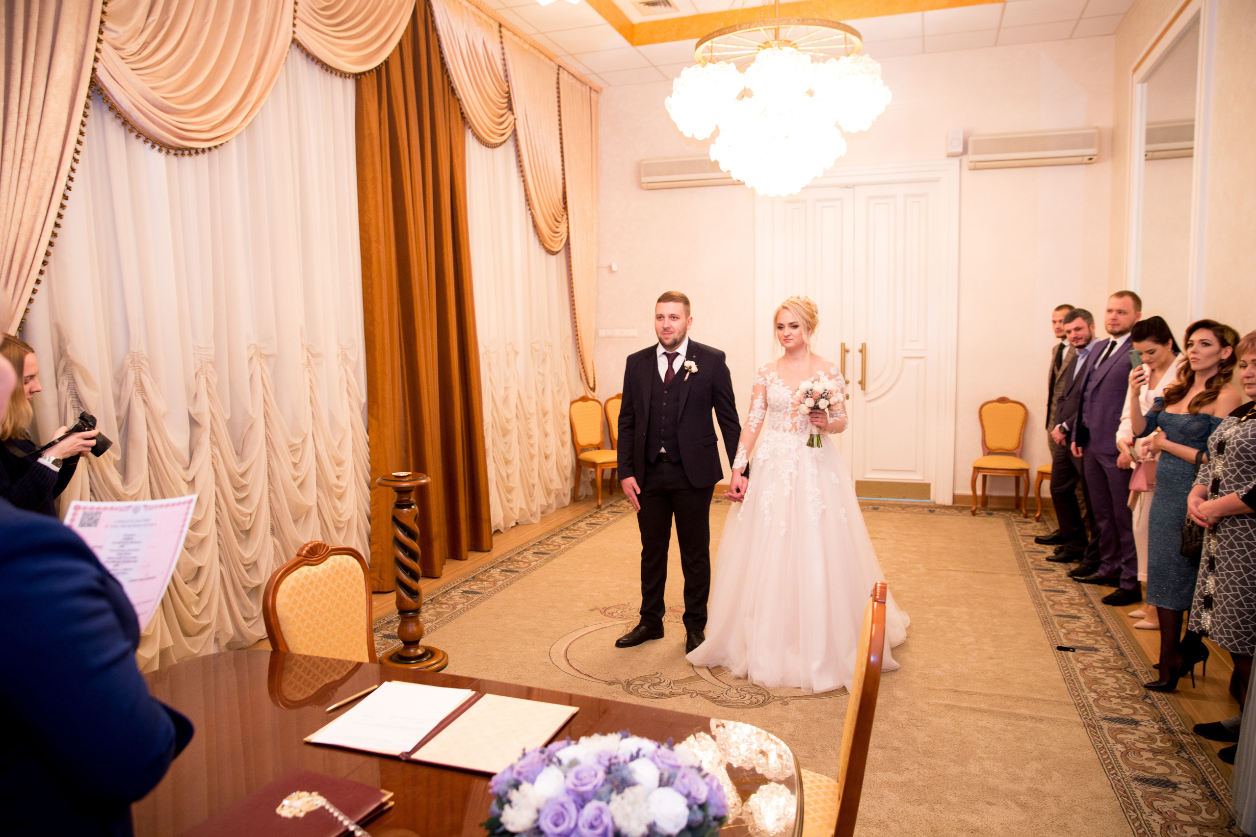 Фотосъёмка зимой на свадьбе. Ведущий на праздник в Москве / Денис Аганин