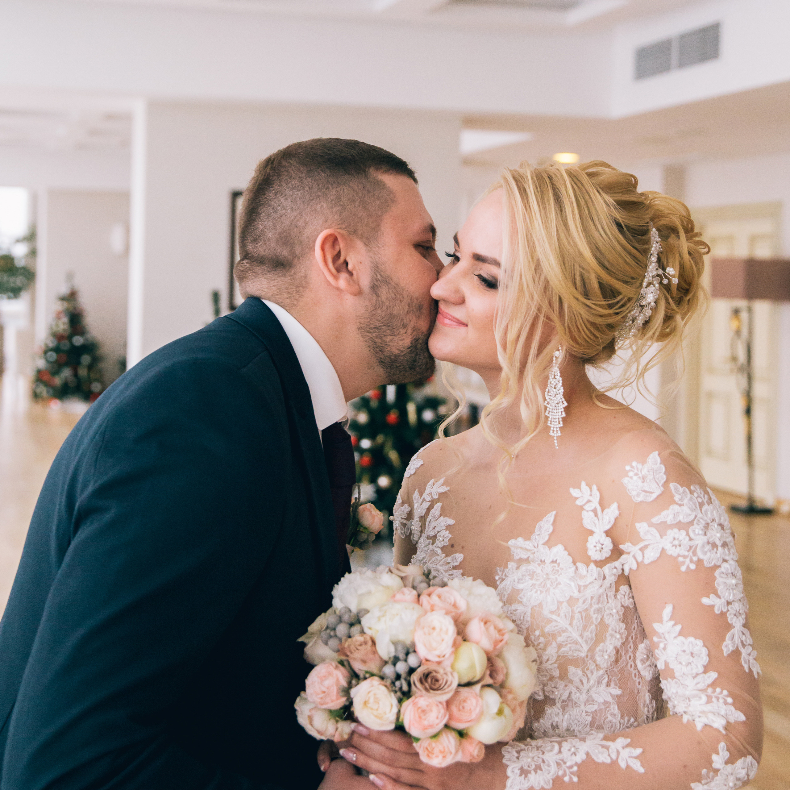 Фотосъёмка зимой на свадьбе. Ведущий на праздник в Москве / Денис Аганин