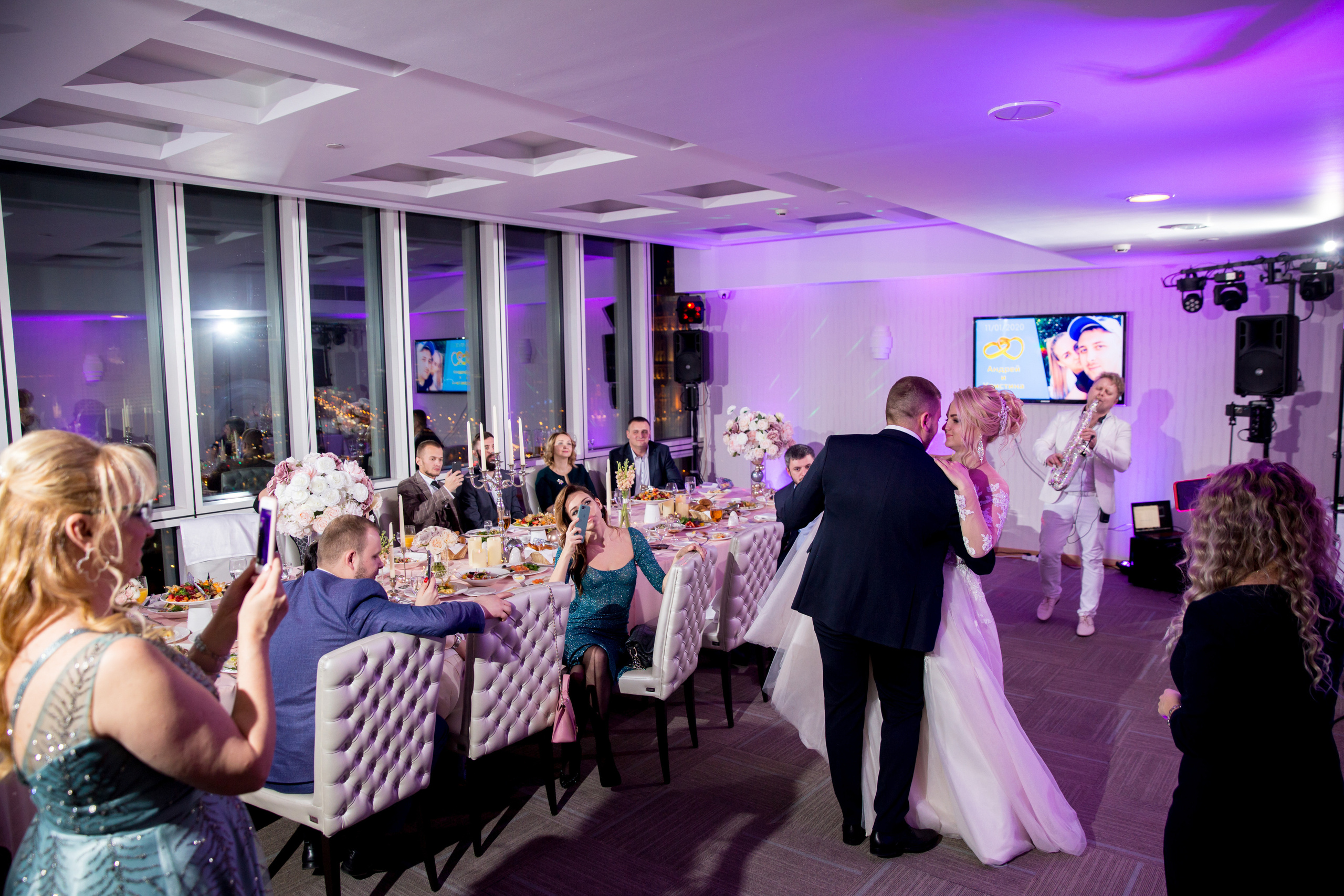 Фотосъёмка зимой на свадьбе. Ведущий на праздник в Москве / Денис Аганин