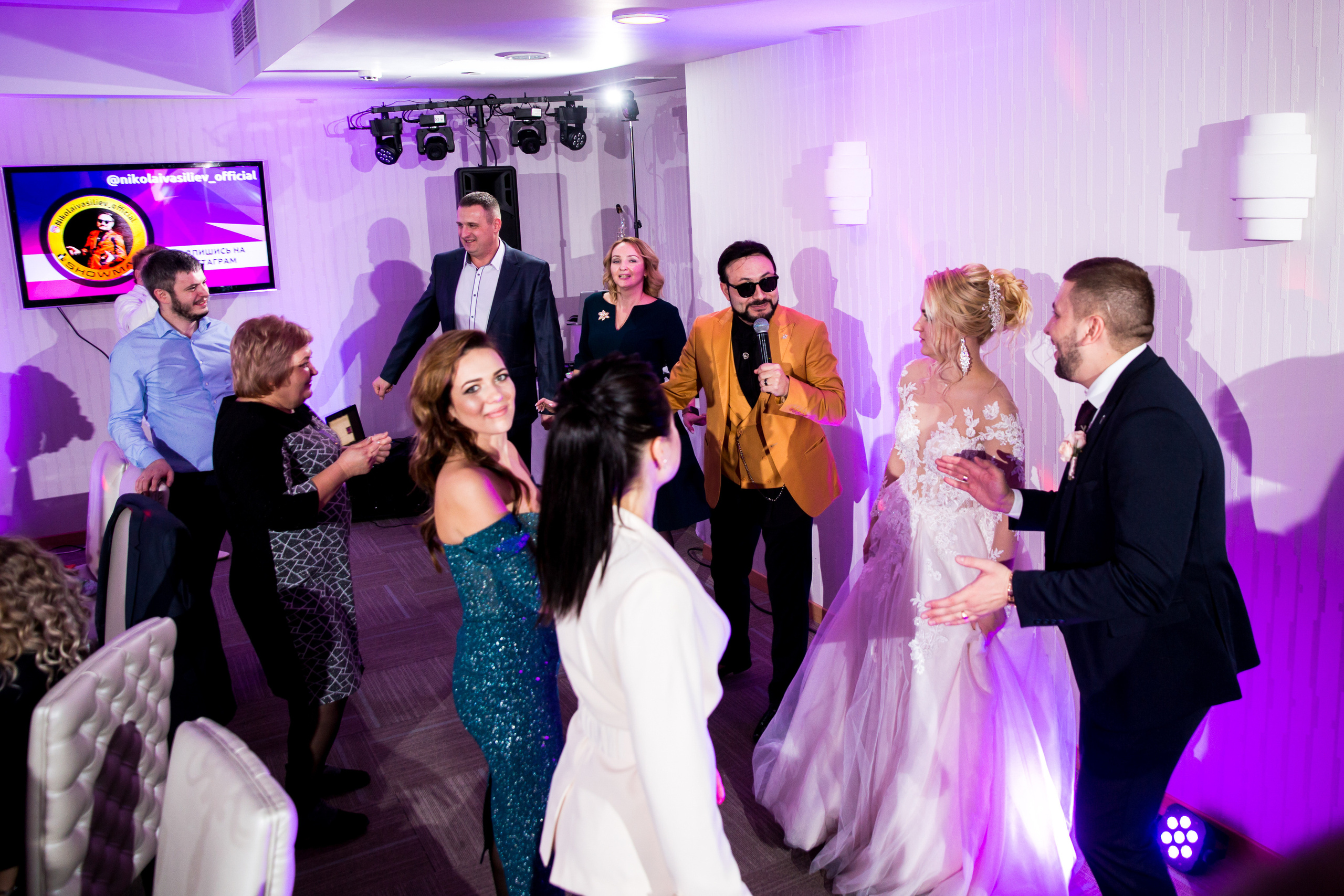 Фотосъёмка зимой на свадьбе. Ведущий на праздник в Москве / Денис Аганин