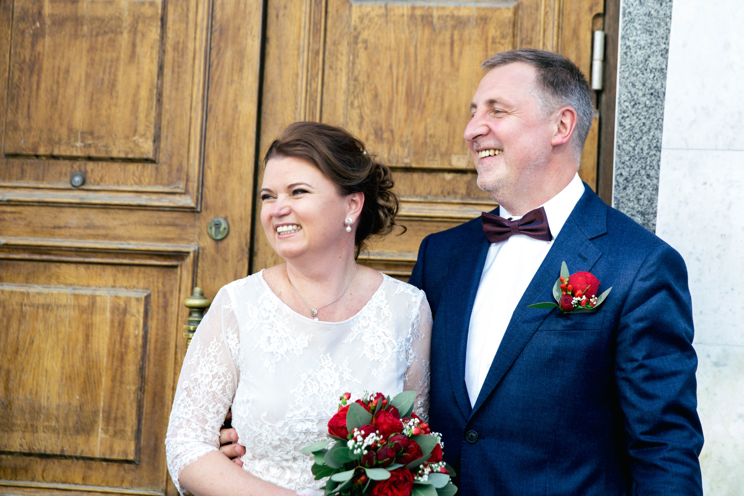 Взрослая свадьба без банкета. Ведущий на праздник в Москве / Денис Аганин