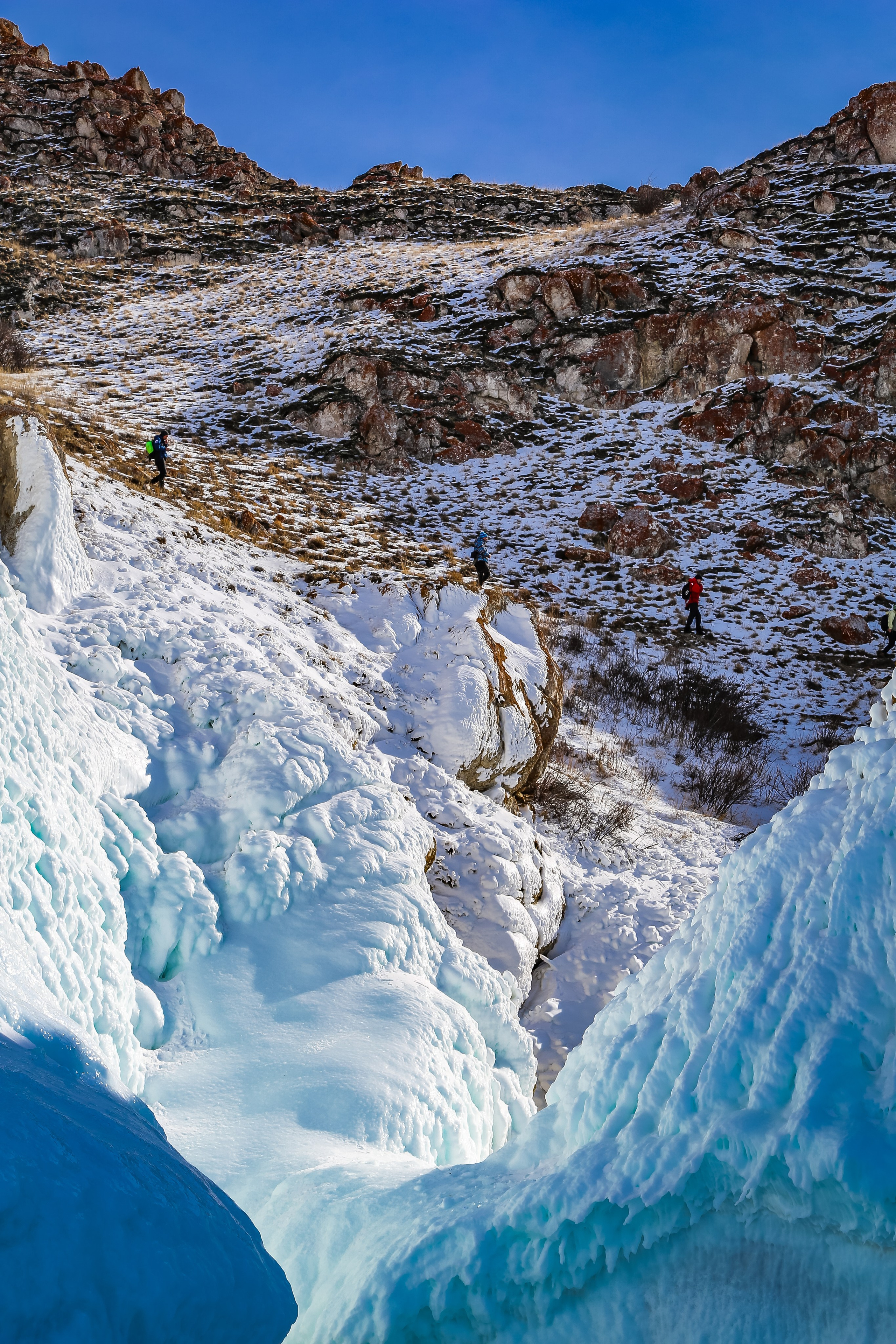 Байкал зимний: занимательная гляциология. Дарья Письменюк / Darya Leitstern — фотограф, музыкант, журналист, путешественник