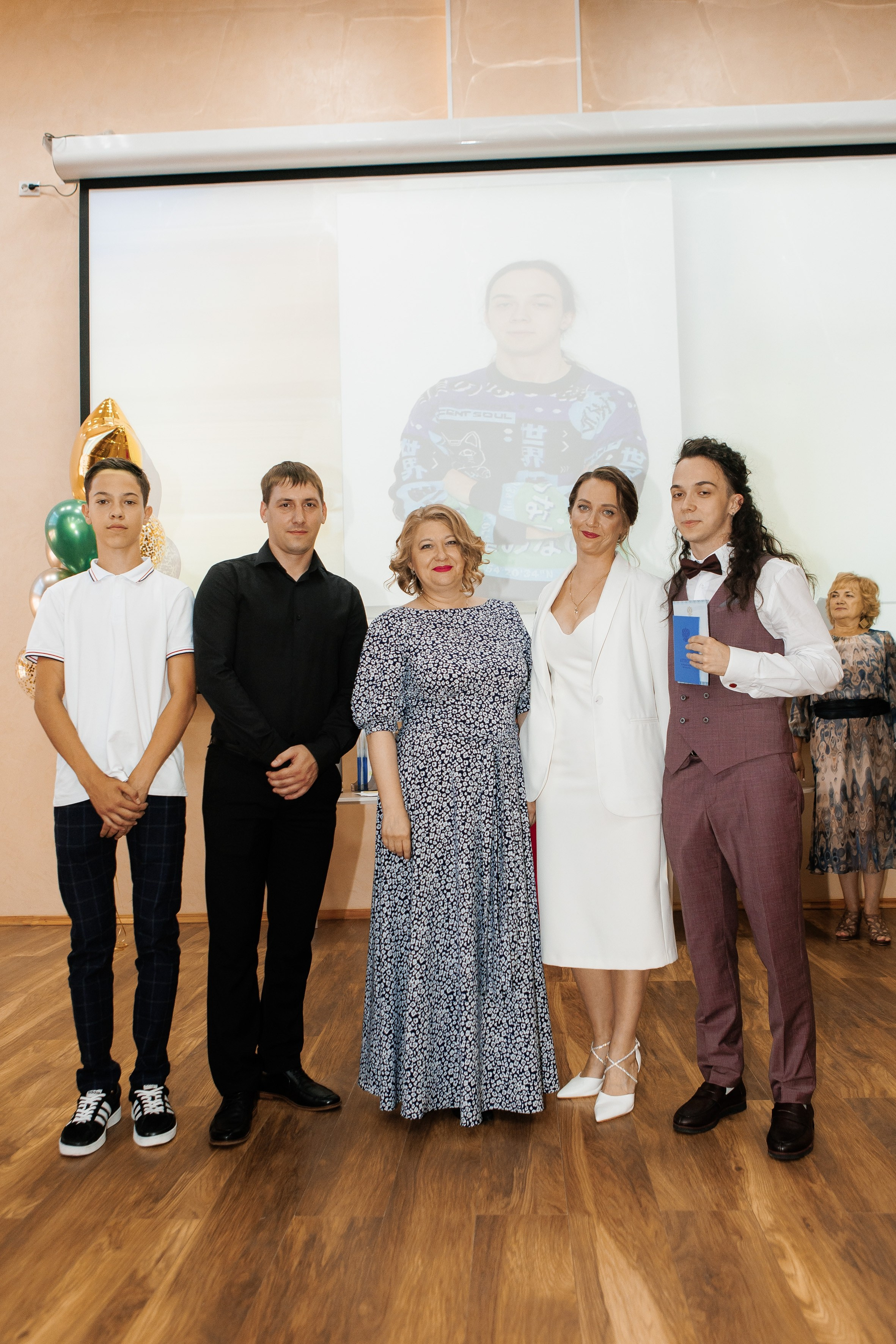 Выпускной Гимназия 12 2024 г. Свадебный и портретный Фотограф в Липецке Дмитрий Котюков