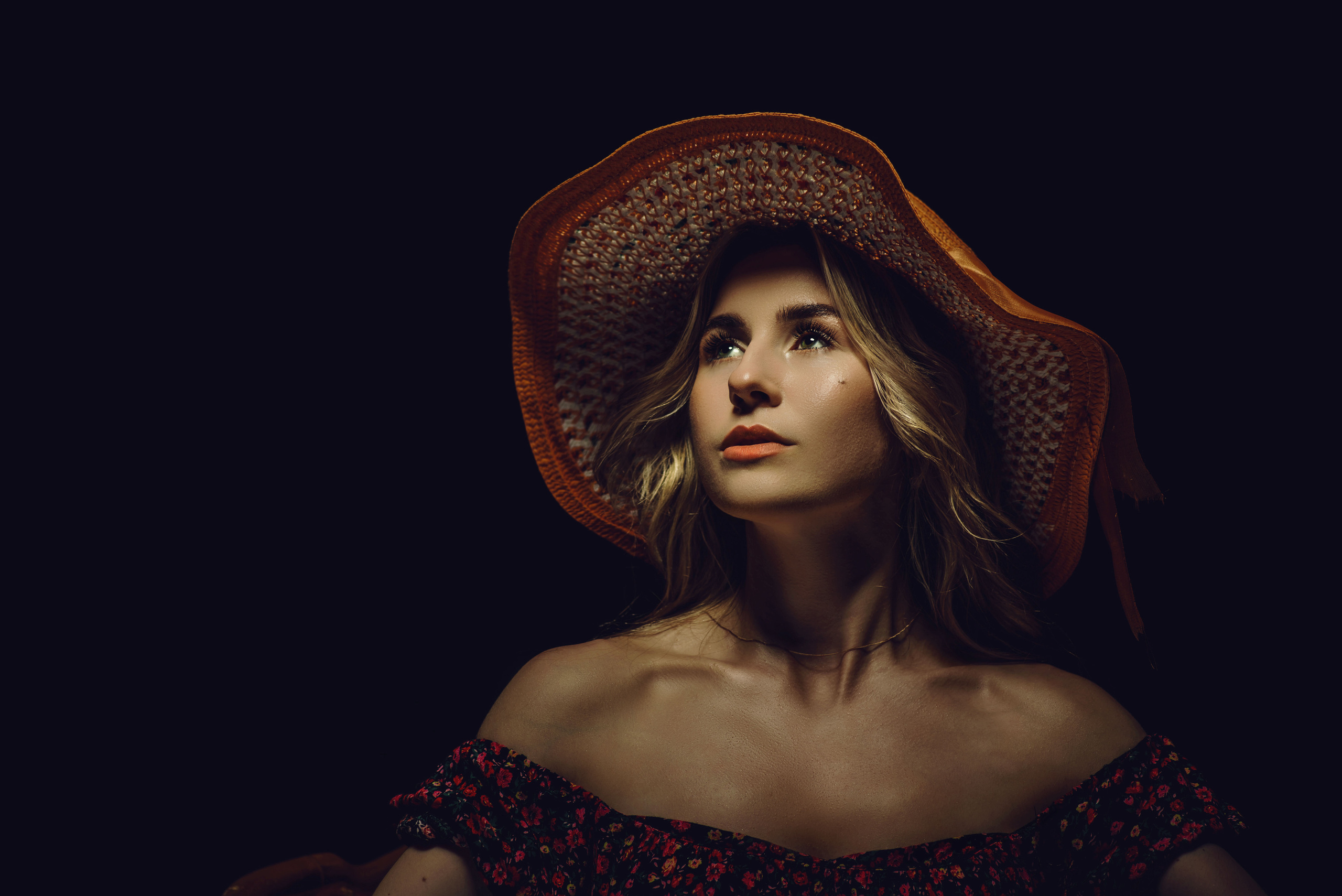 Женские портреты Владивосток. Ню фотограф в городе Владивосток Алексей Кудряшов