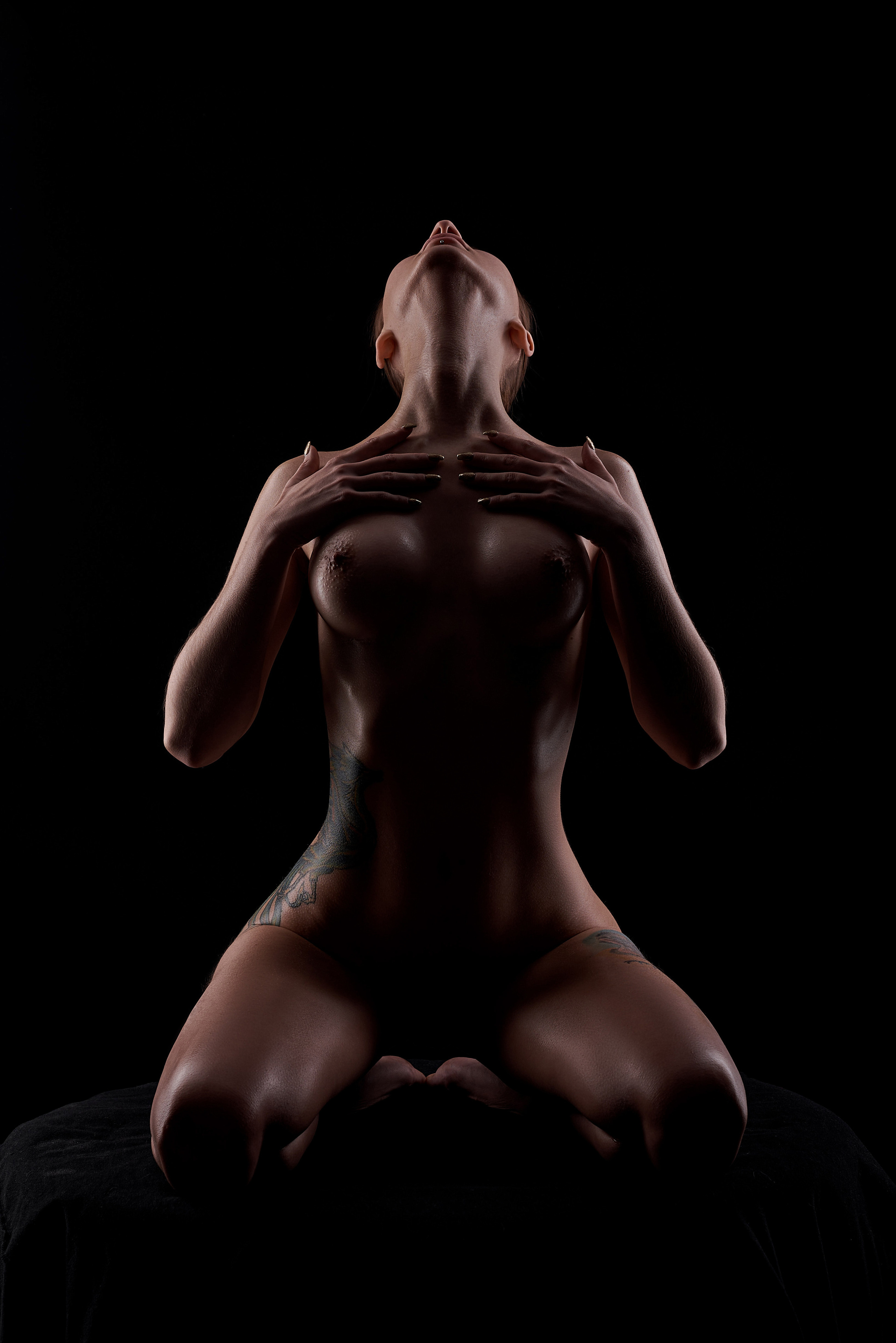 Классическая ню фотосъемка. Ню фотограф в городе Владивосток Алексей Кудряшов