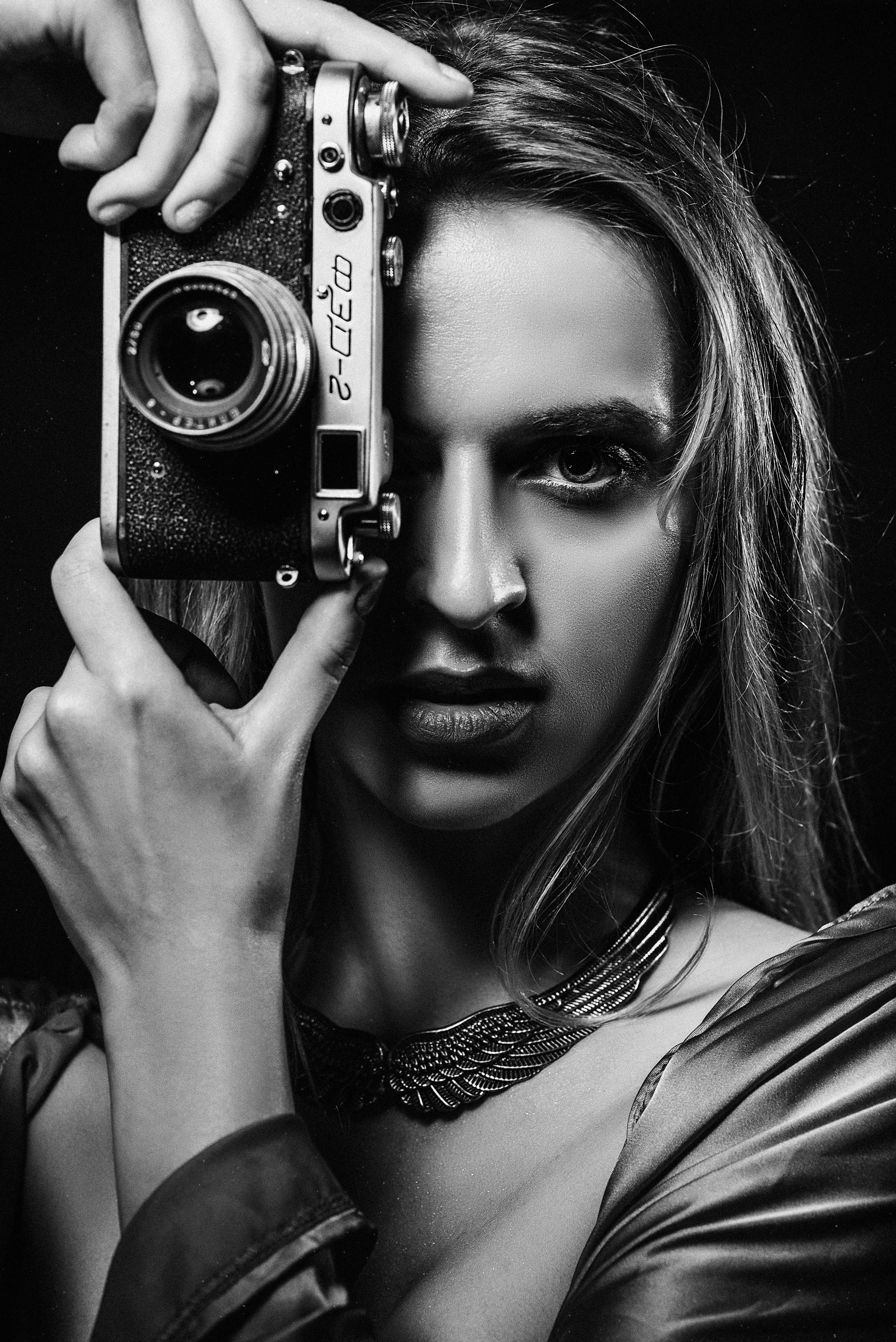 Женские портреты Владивосток. Ню фотограф в городе Владивосток Алексей Кудряшов