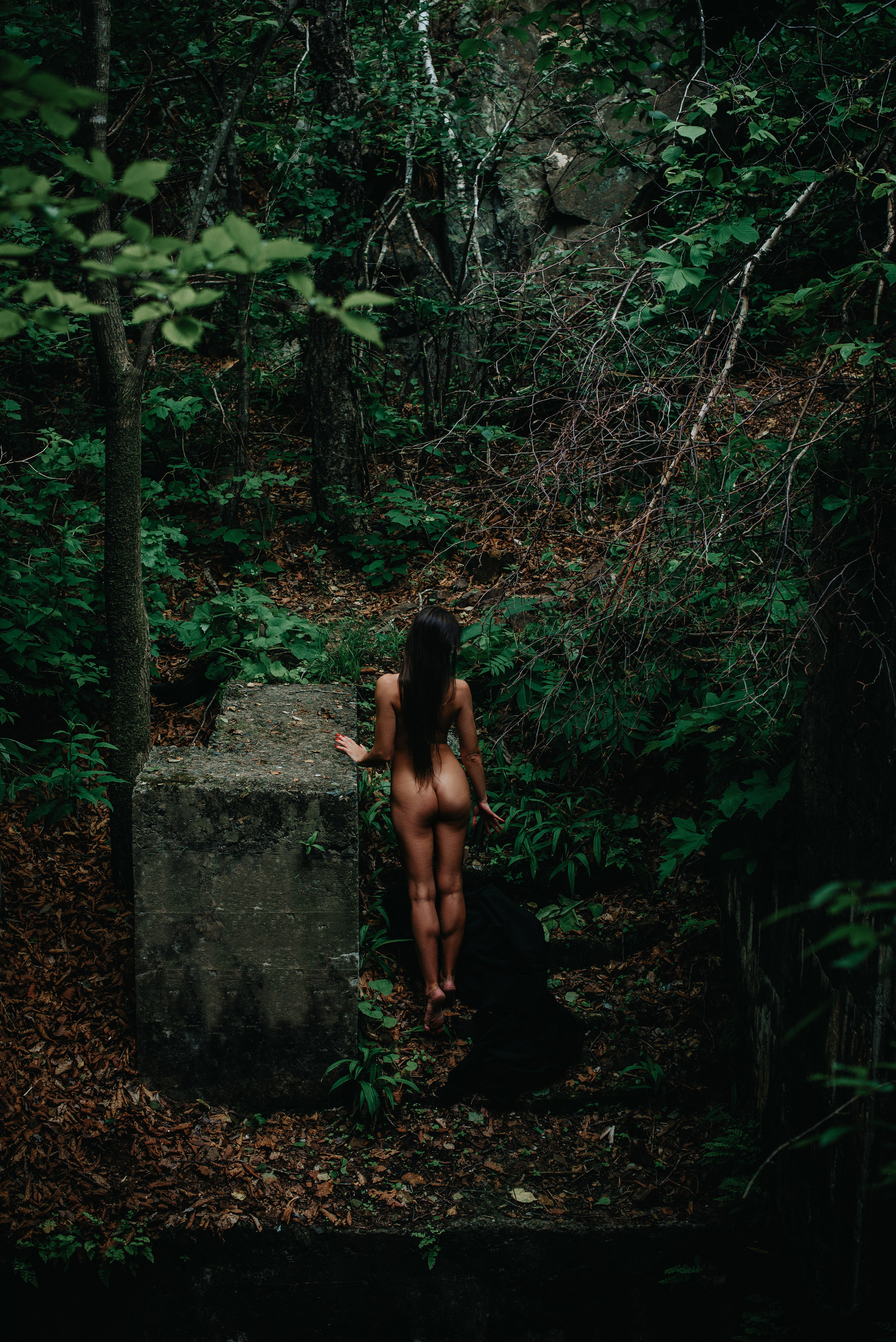 Фотосъемка ню на природе. Ню фотограф в городе Владивосток Алексей Кудряшов