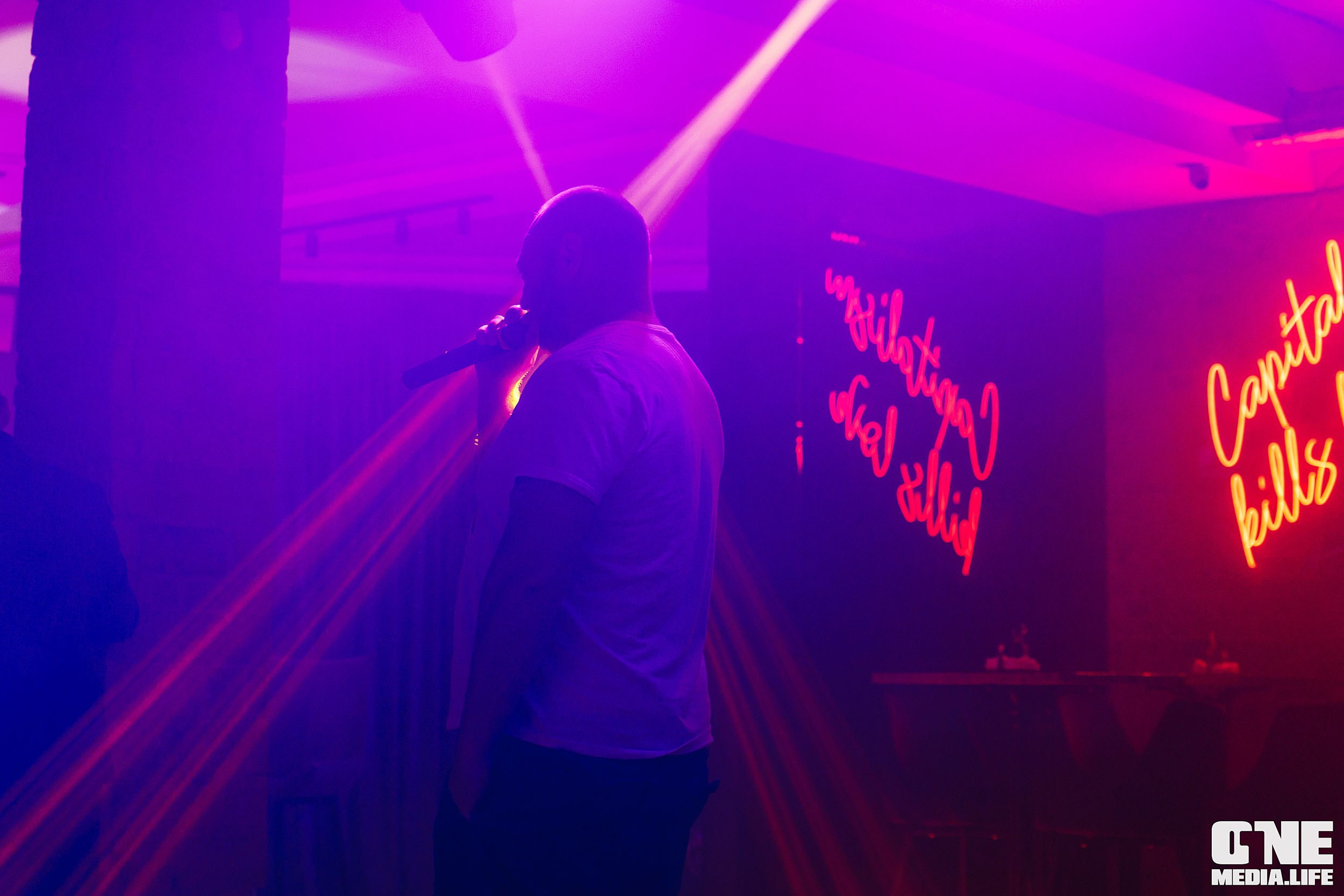 Фоторепортаж из караоке-клуба Белгравия. One Media Life: фоторепортажи, фотоотчеты с мероприятий и заведений