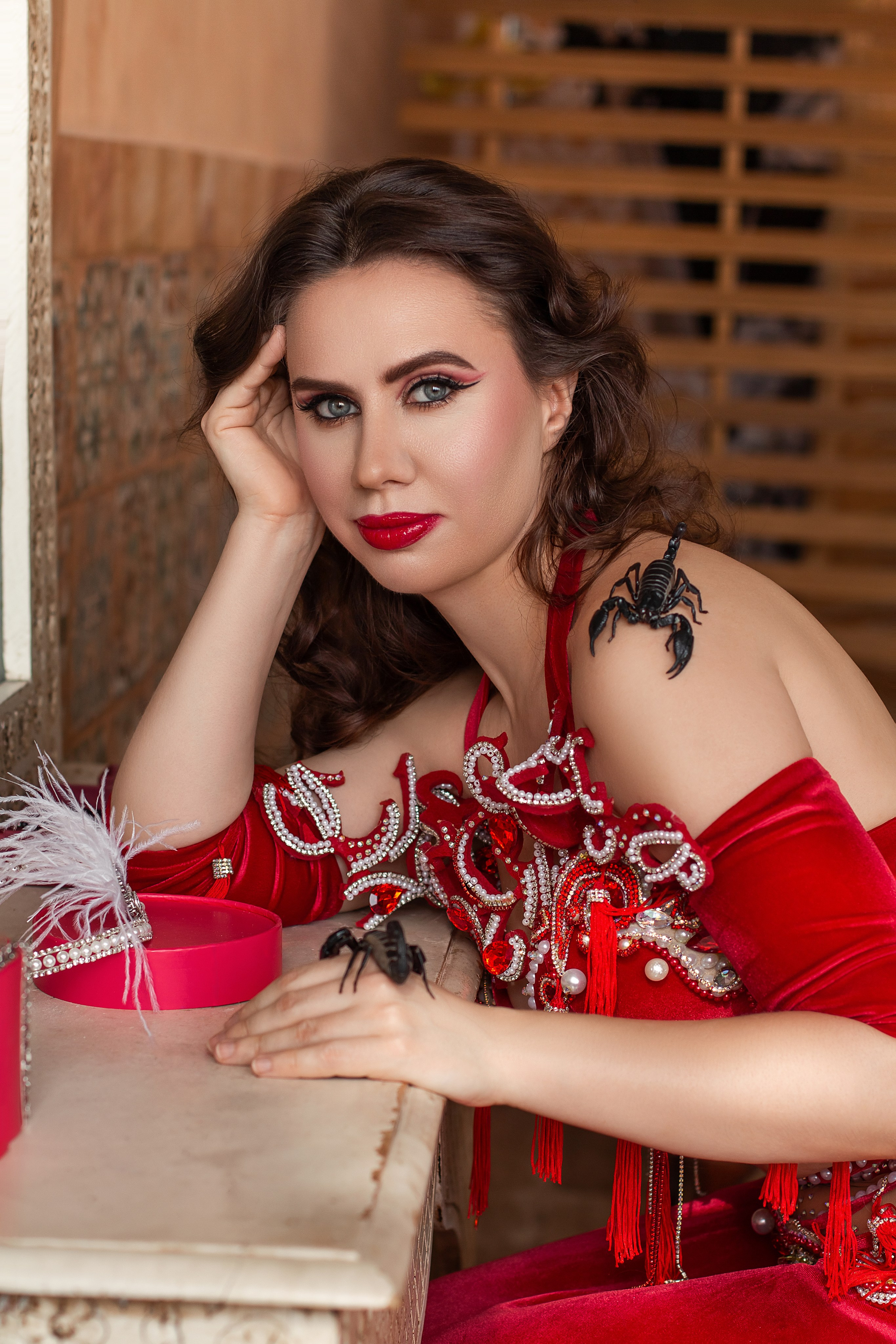 Творческие студийные съемки. Фотограф Тати Орёл