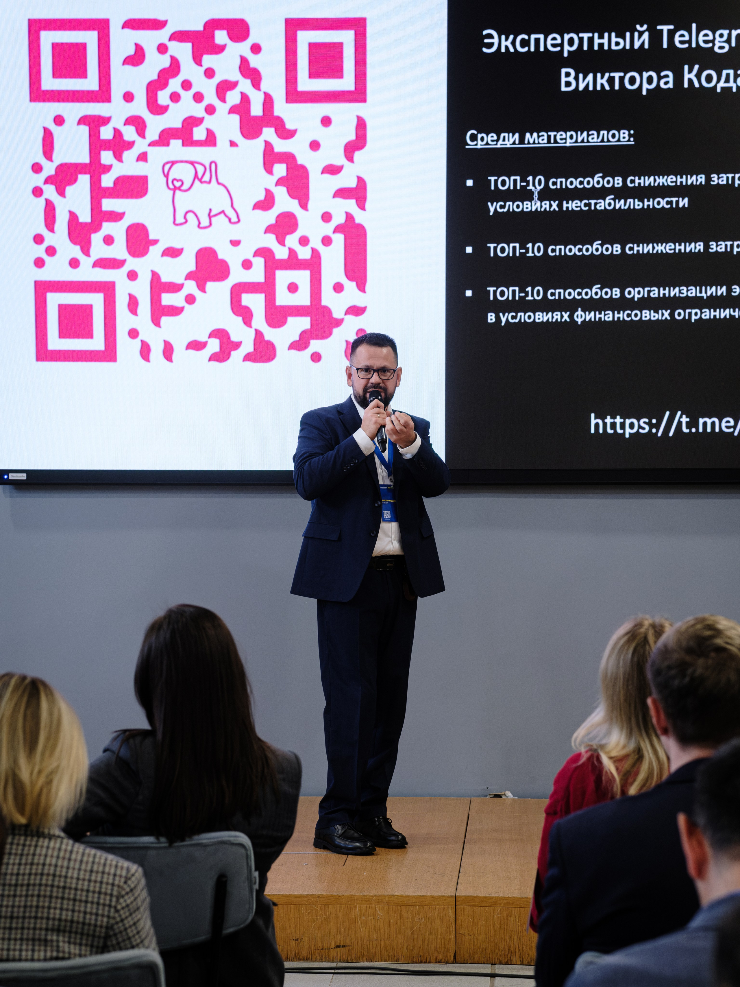 METRO. Репортажный и портретный фотограф в Москве Илья Спиридонов