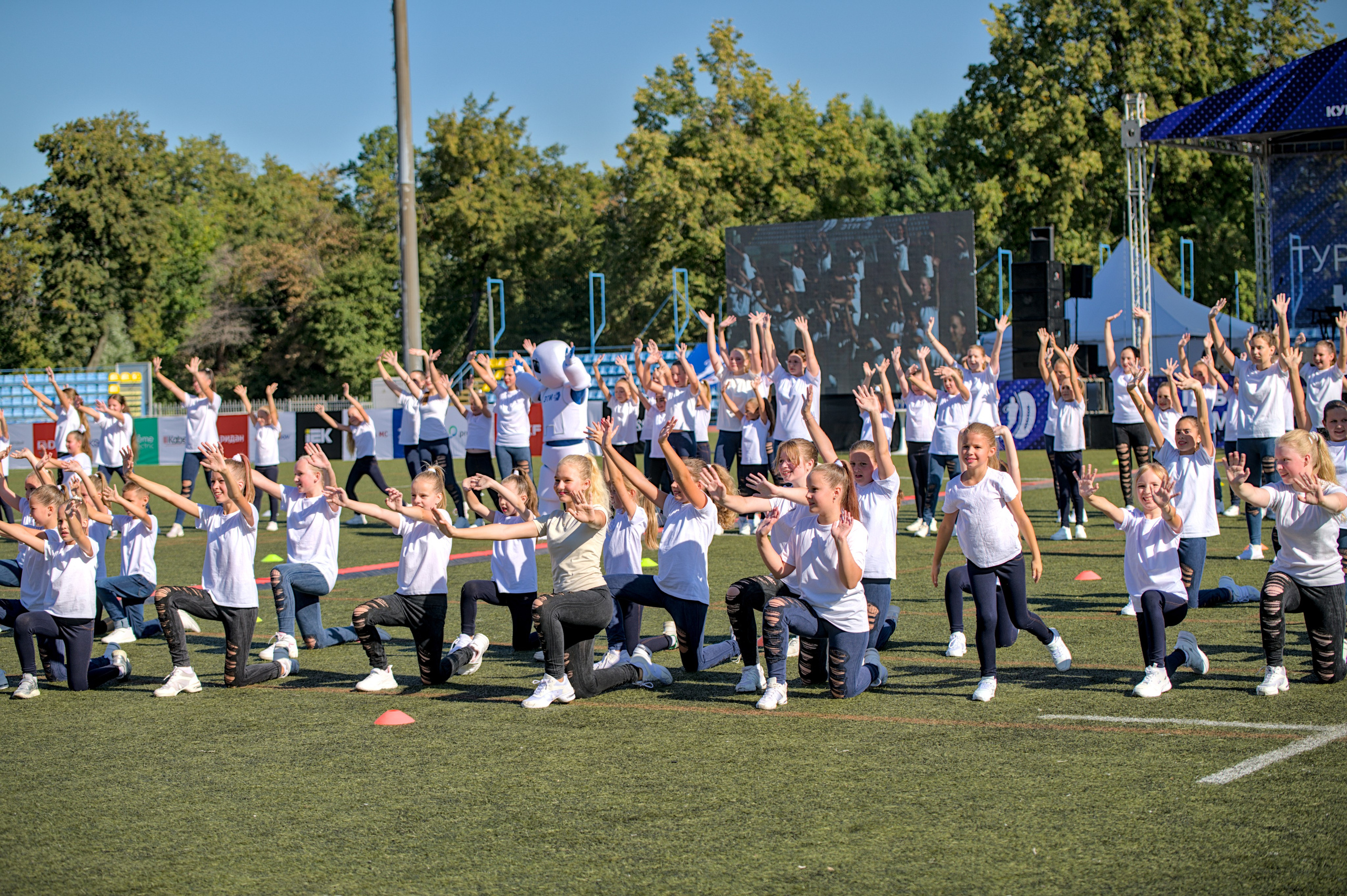 Танцевальная студия «Шансик». На турнире по регби. Фото детских спортивных мероприятий и всякое интересное через объектив