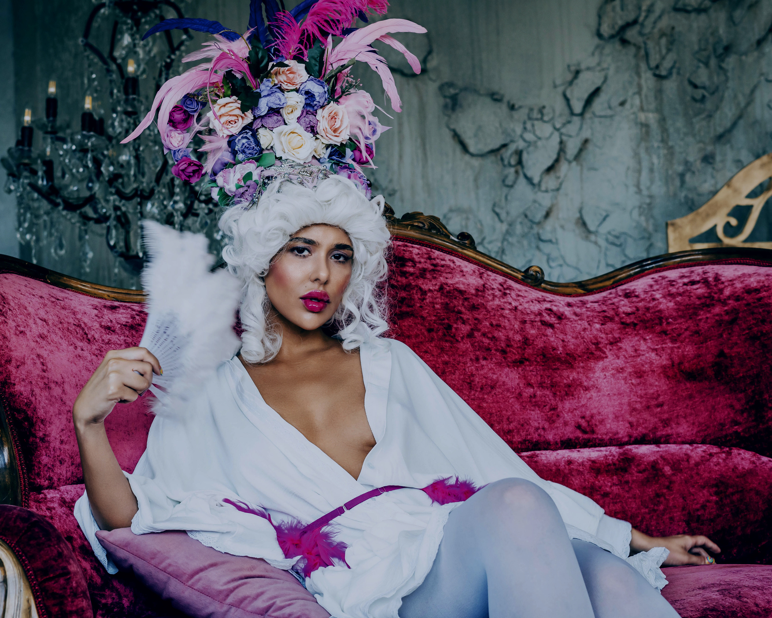 Креативная тематическая индивидуальная портретная съёмка. Фотограф Екатеринбург для вас или вашего бренда