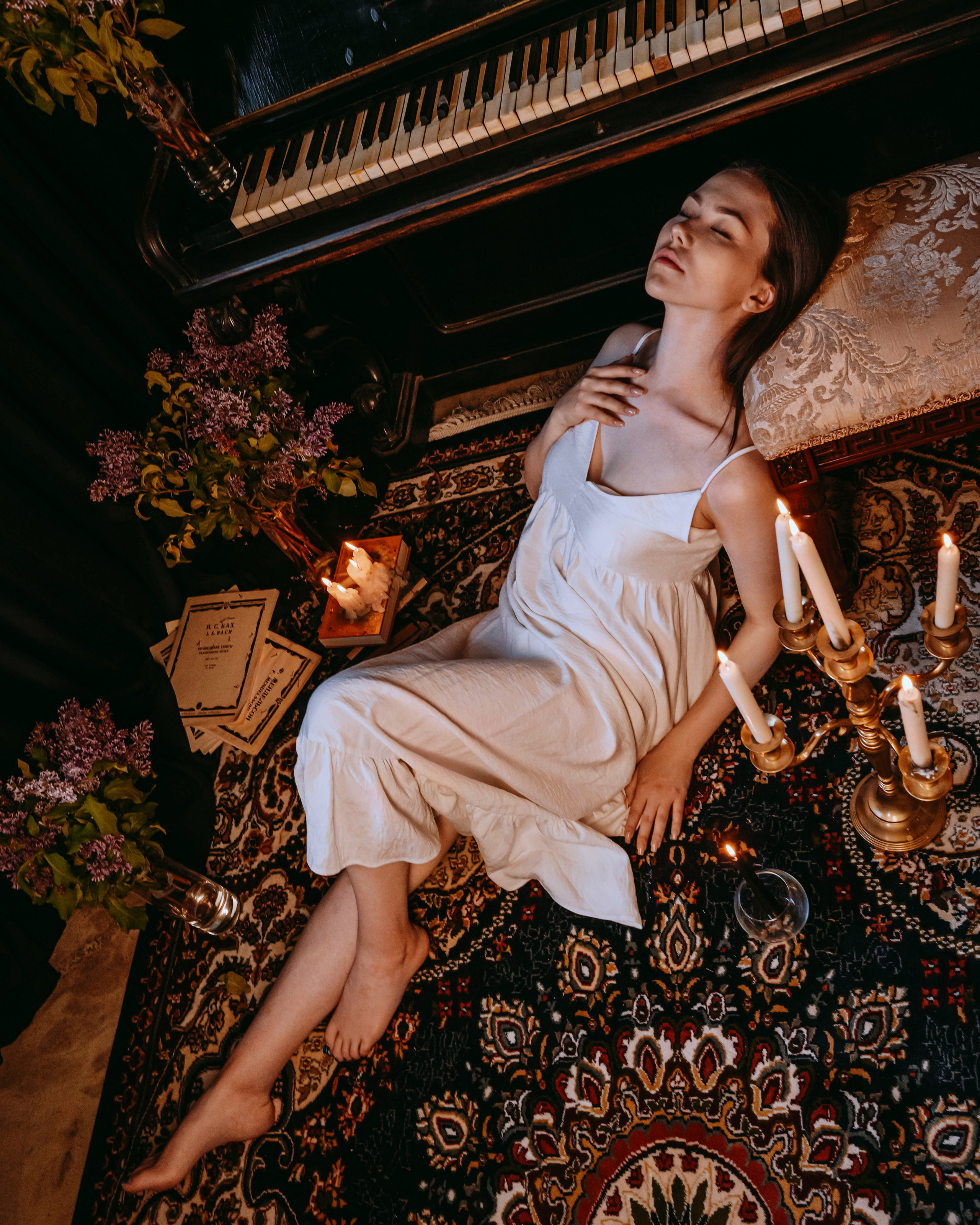 Креативная тематическая индивидуальная портретная съёмка. Фотограф Екатеринбург для вас или вашего бренда