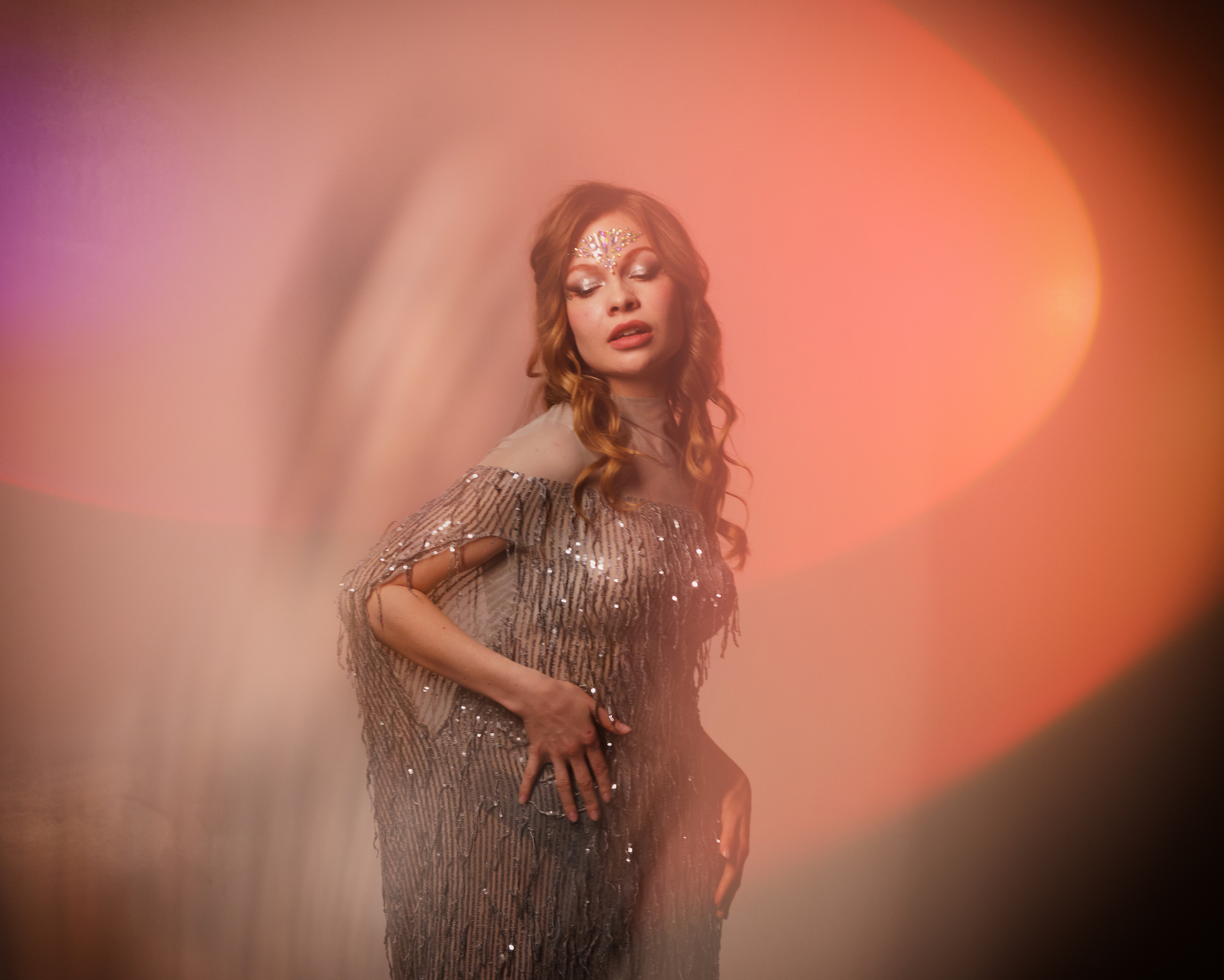 Креативная тематическая индивидуальная портретная съёмка. Фотограф Екатеринбург для вас или вашего бренда