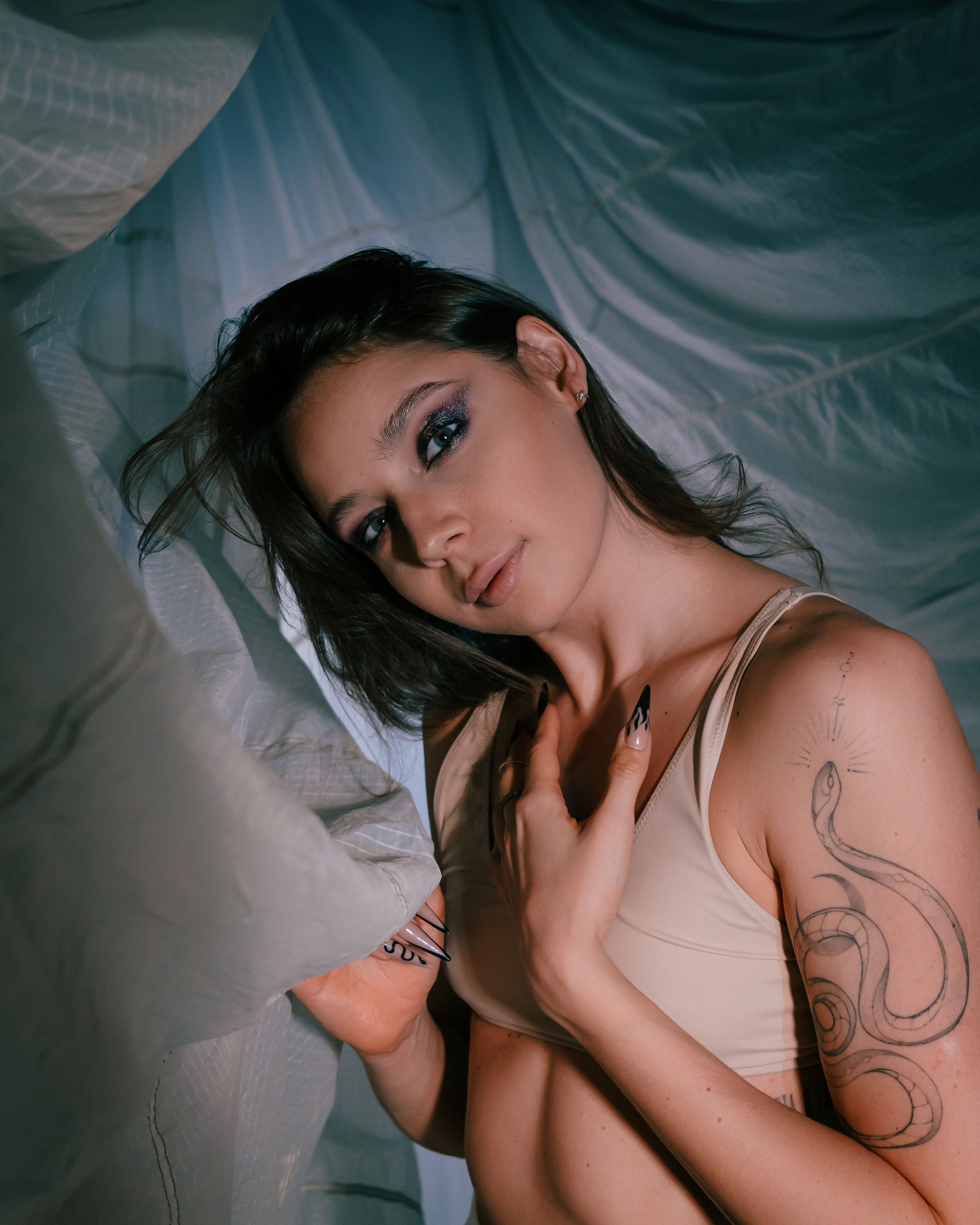 Креативная тематическая индивидуальная портретная съёмка. Фотограф Екатеринбург для вас или вашего бренда