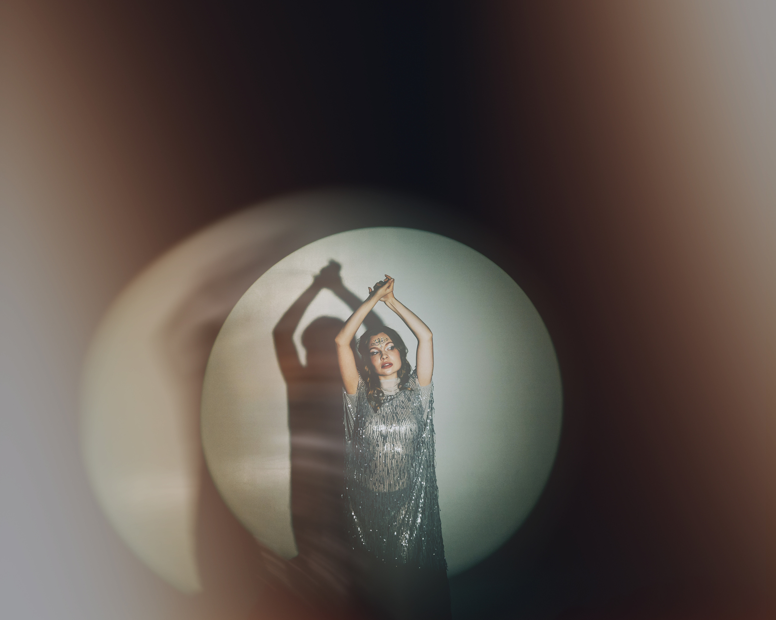 Креативная тематическая индивидуальная портретная съёмка. Фотограф Екатеринбург для вас или вашего бренда