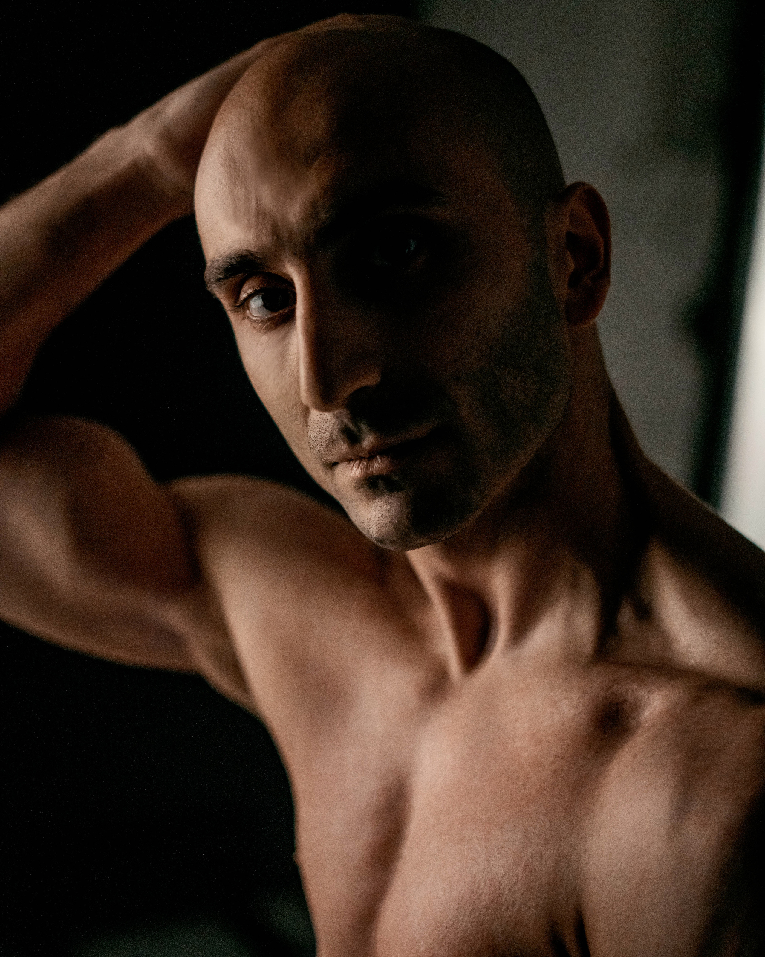 Креативная тематическая индивидуальная портретная съёмка. Фотограф Екатеринбург для вас или вашего бренда