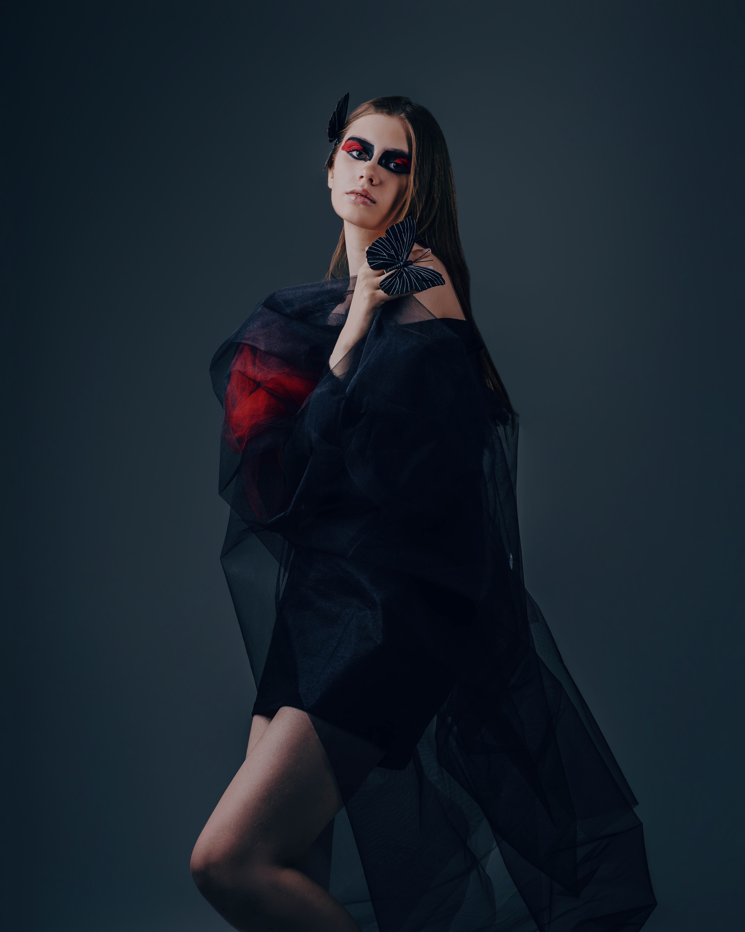 Креативная тематическая индивидуальная портретная съёмка. Фотограф Екатеринбург для вас или вашего бренда