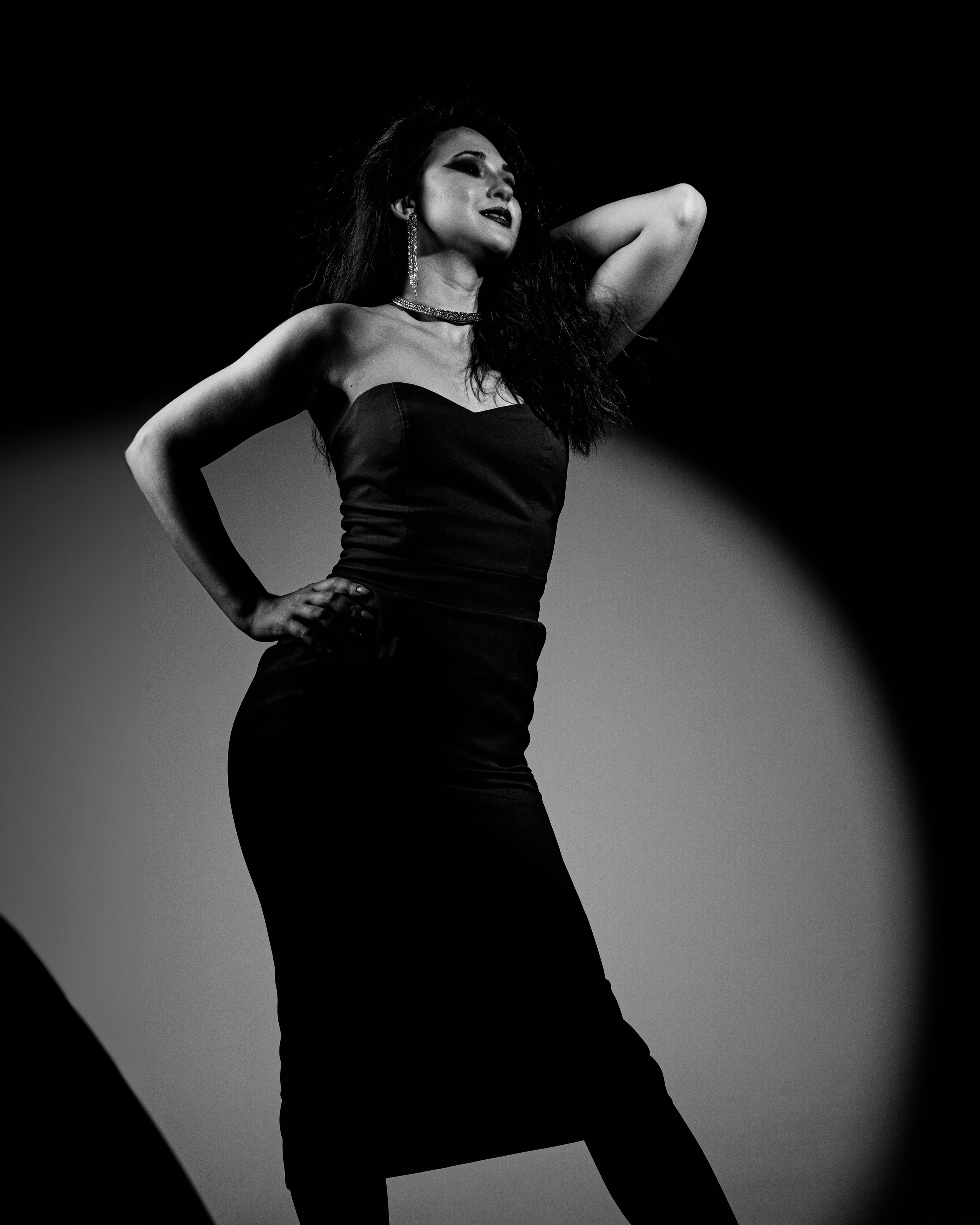 Креативная тематическая индивидуальная портретная съёмка. Фотограф Екатеринбург для вас или вашего бренда