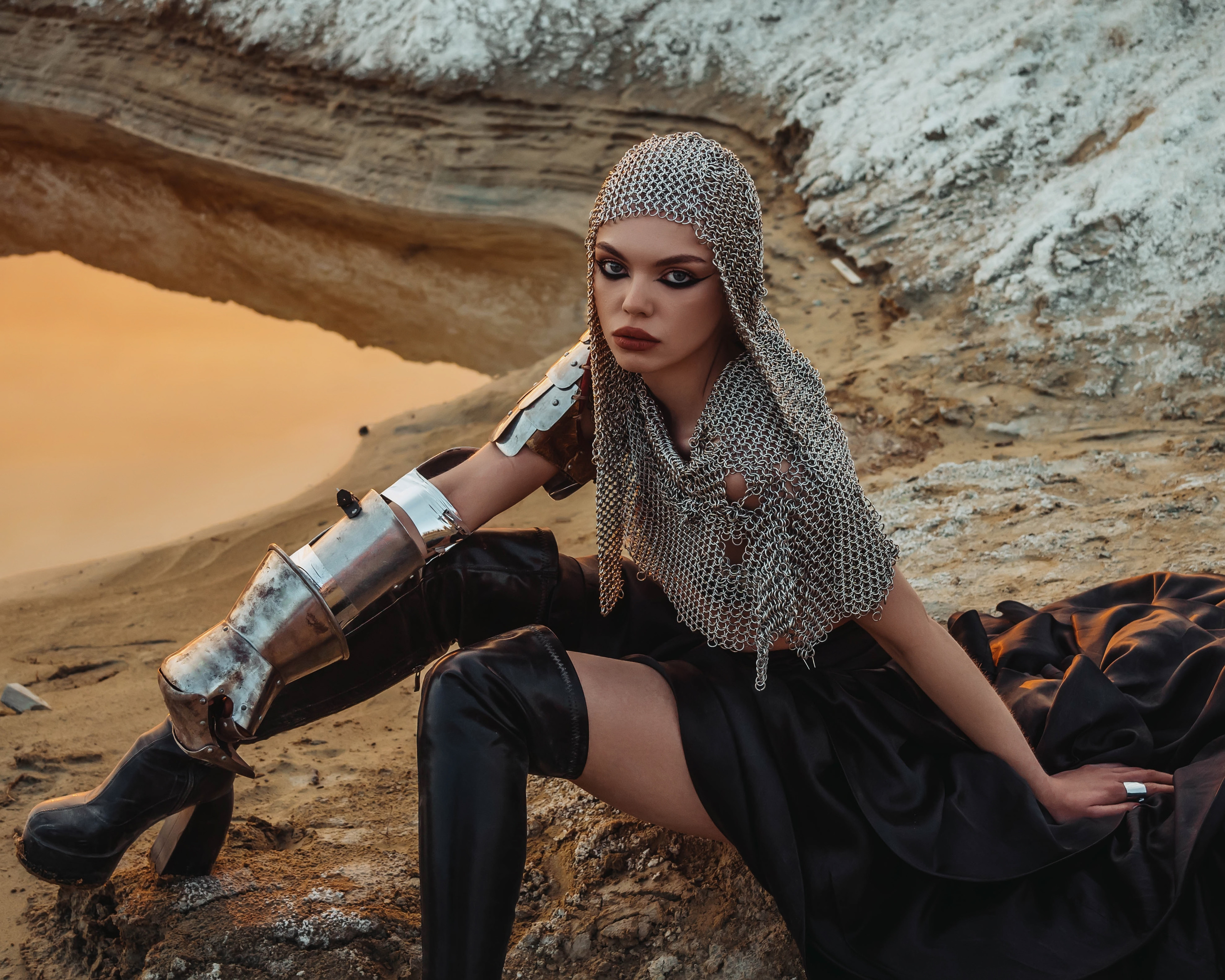 Креативная тематическая индивидуальная портретная съёмка. Фотограф Екатеринбург для вас или вашего бренда