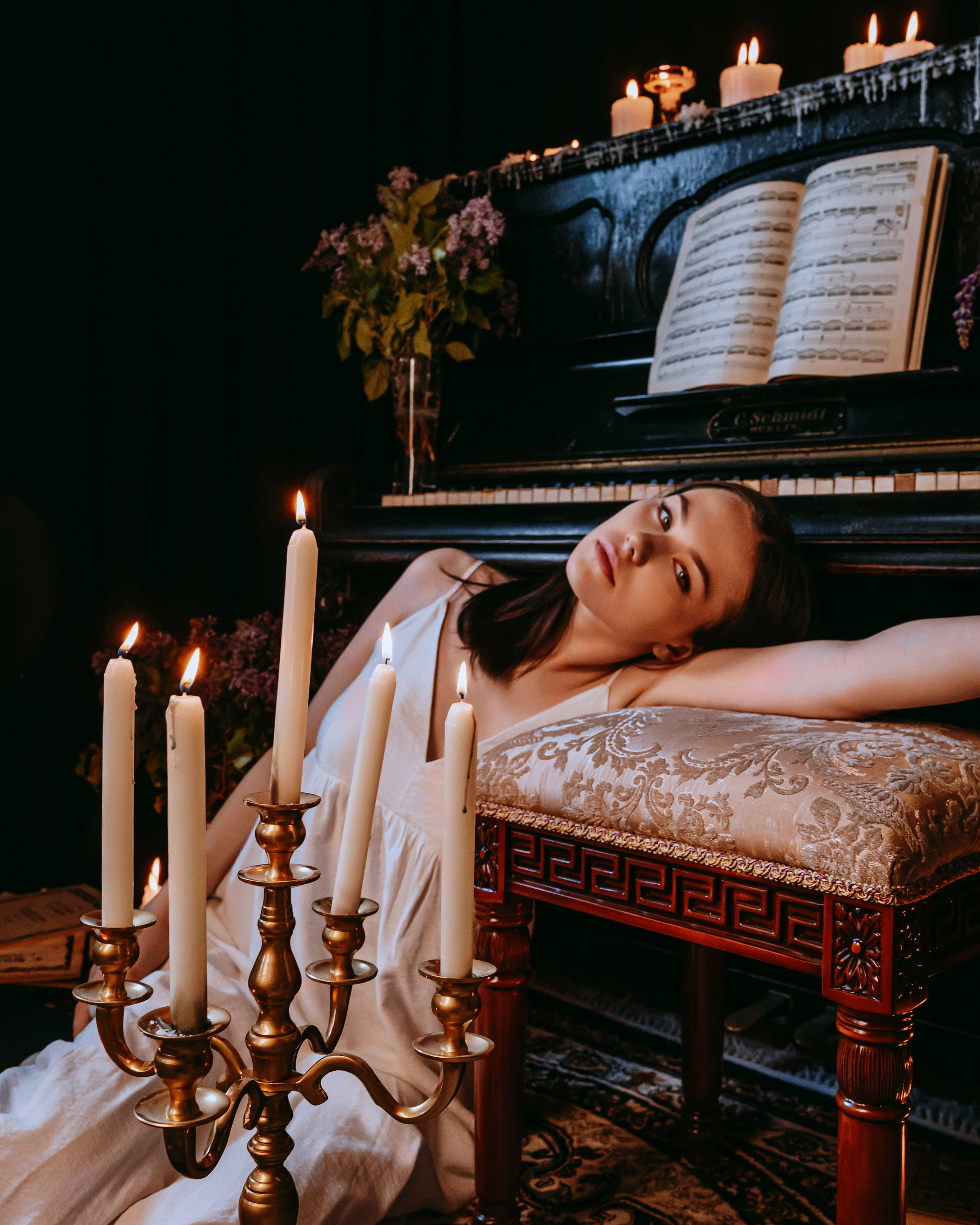 Креативная тематическая индивидуальная портретная съёмка. Фотограф Екатеринбург для вас или вашего бренда