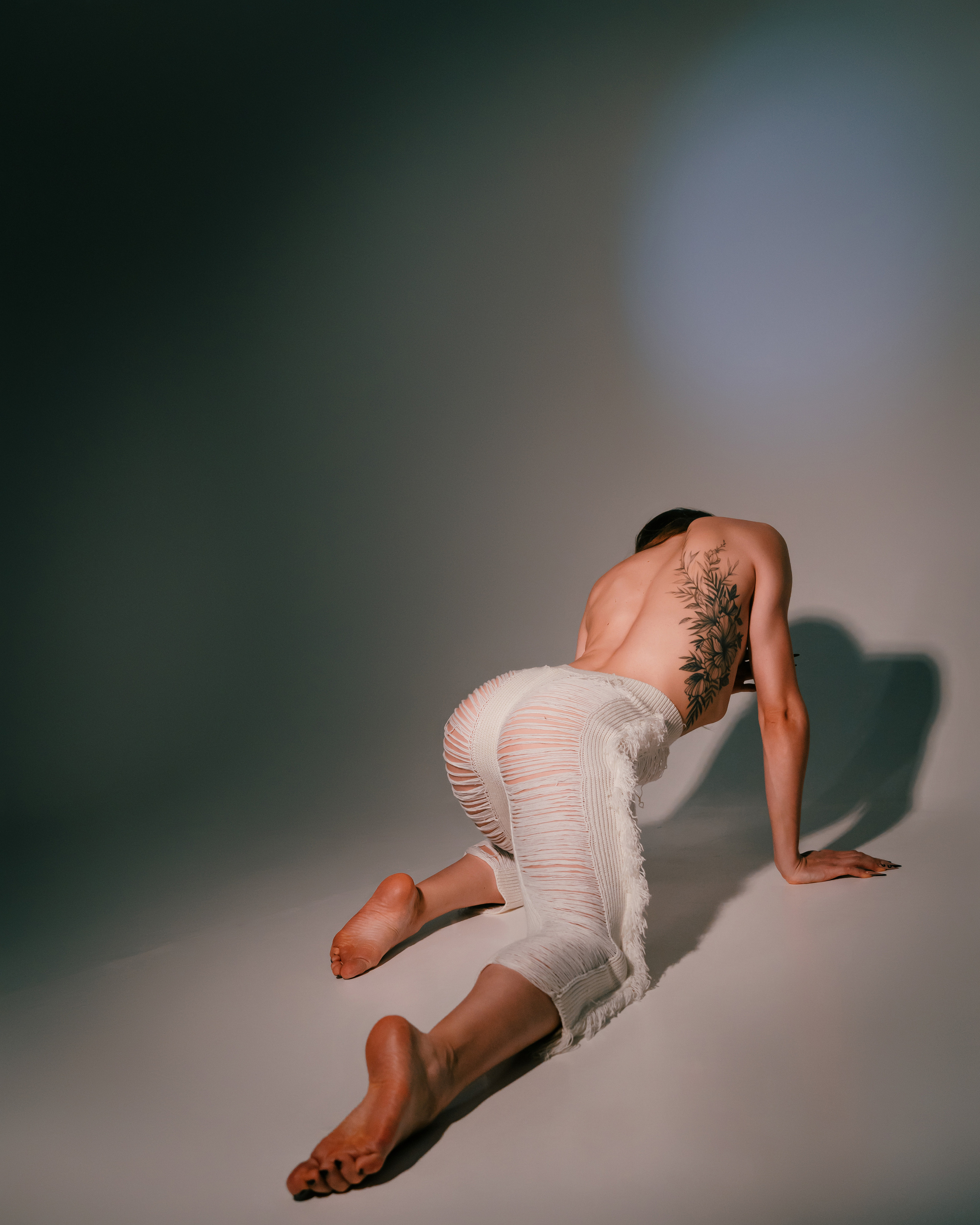 Креативная тематическая индивидуальная портретная съёмка. Фотограф Екатеринбург для вас или вашего бренда