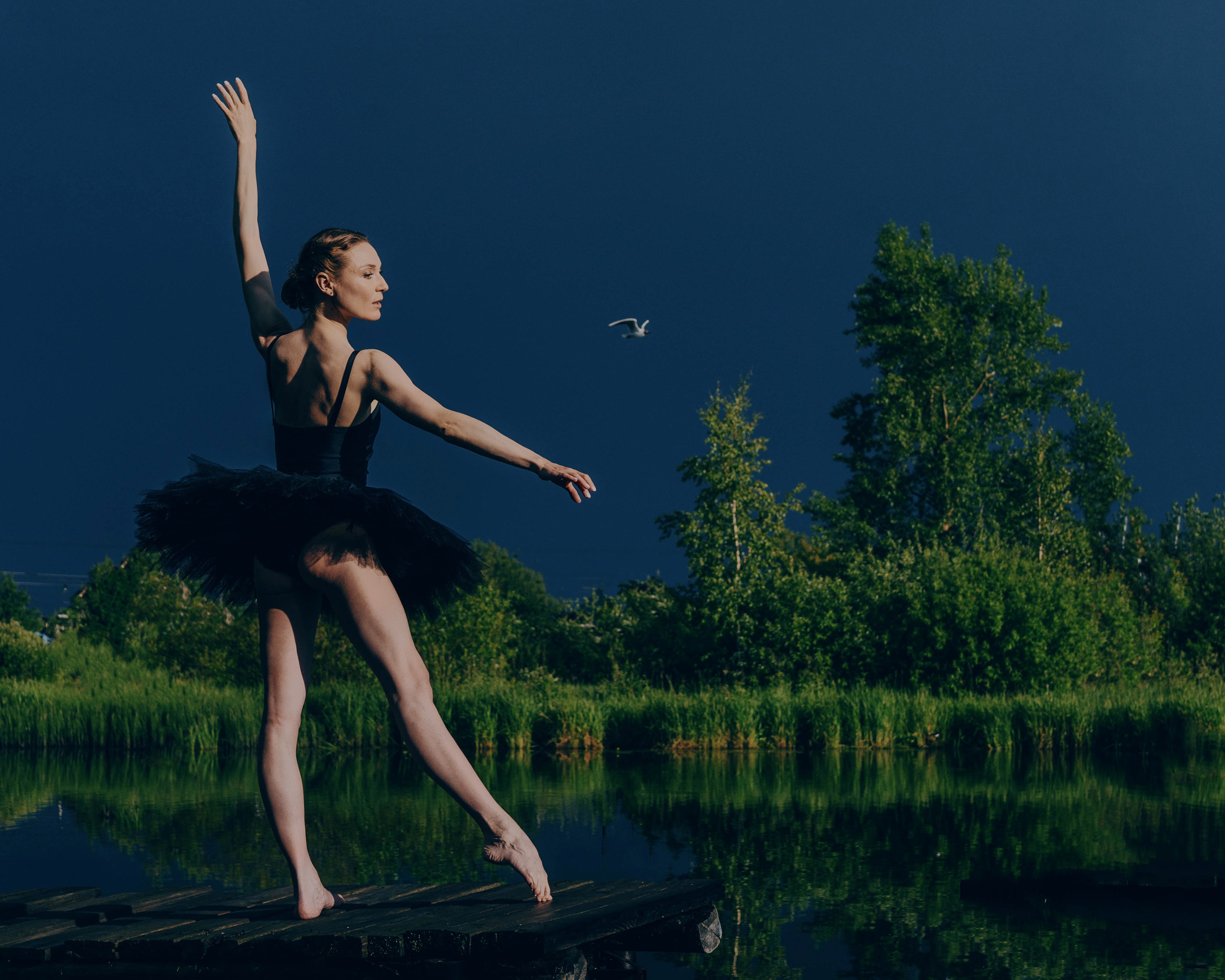 Креативная тематическая индивидуальная портретная съёмка. Фотограф Екатеринбург для вас или вашего бренда