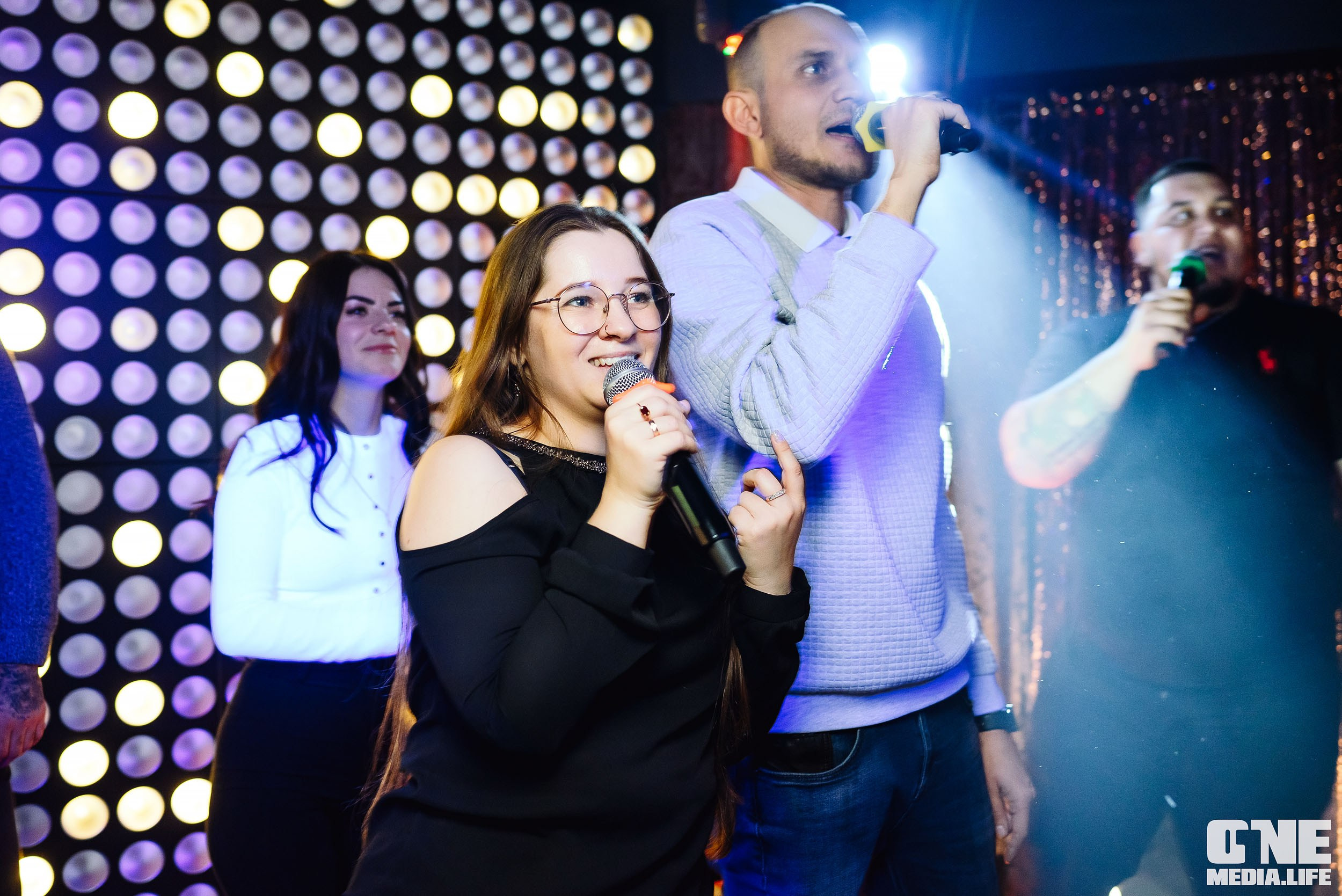 Репортаж из караоке-клуба Эйфория. One Media Life: фоторепортажи, фотоотчеты с мероприятий и заведений