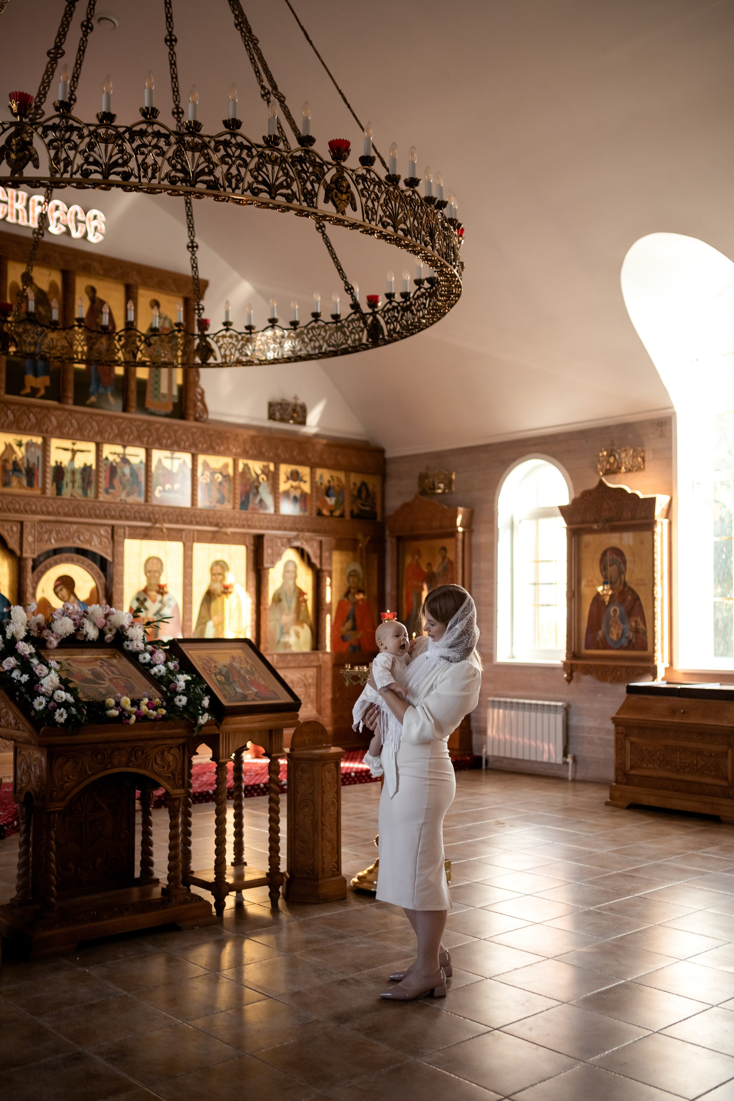 Крещение в Церкви Ватопедской иконы Божией Матери Отрада и Утешение. Олеся Семейская свадебный и семейный фотограф в Ростове-на-Дону