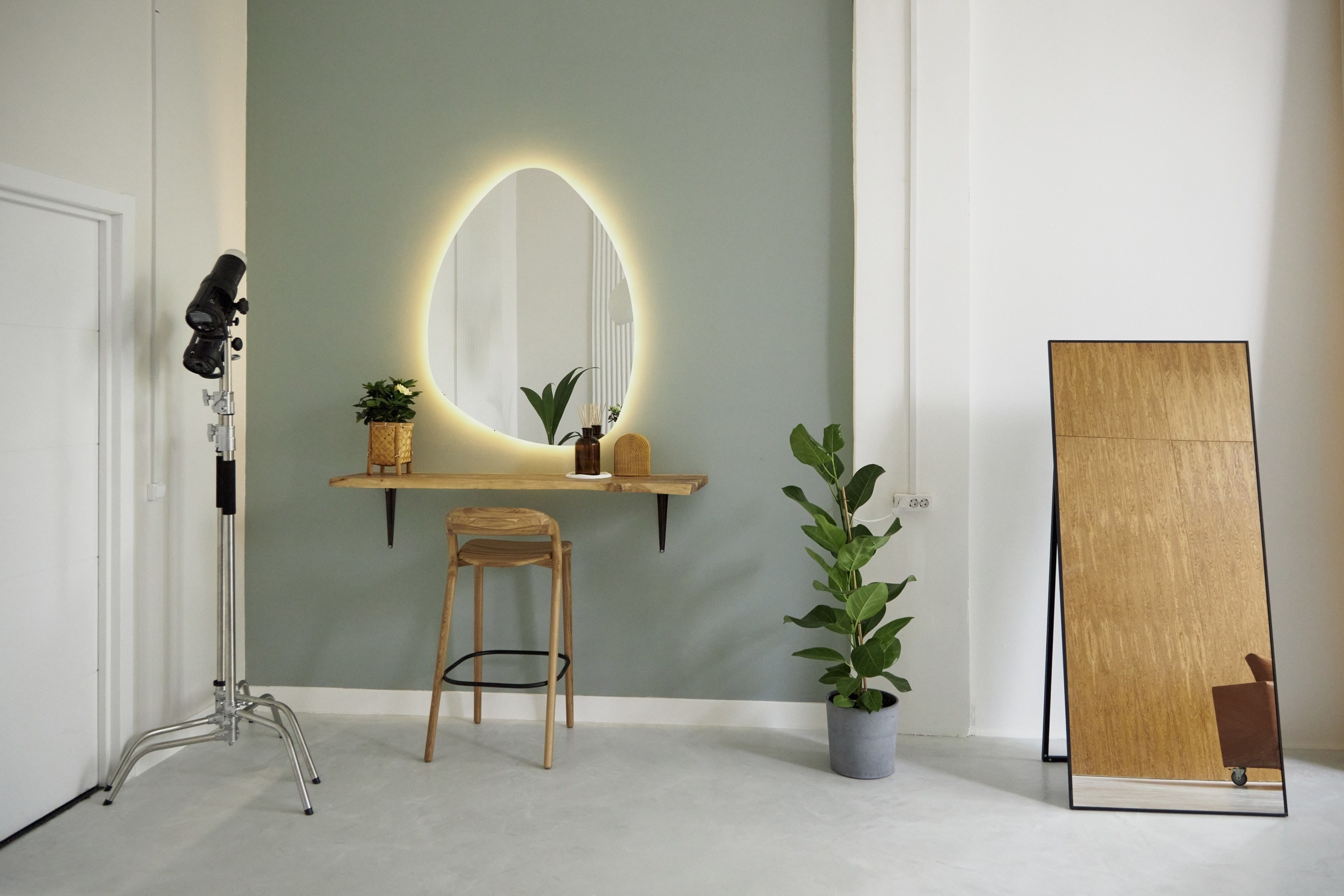 Привлекательная предметная съемка для Озон