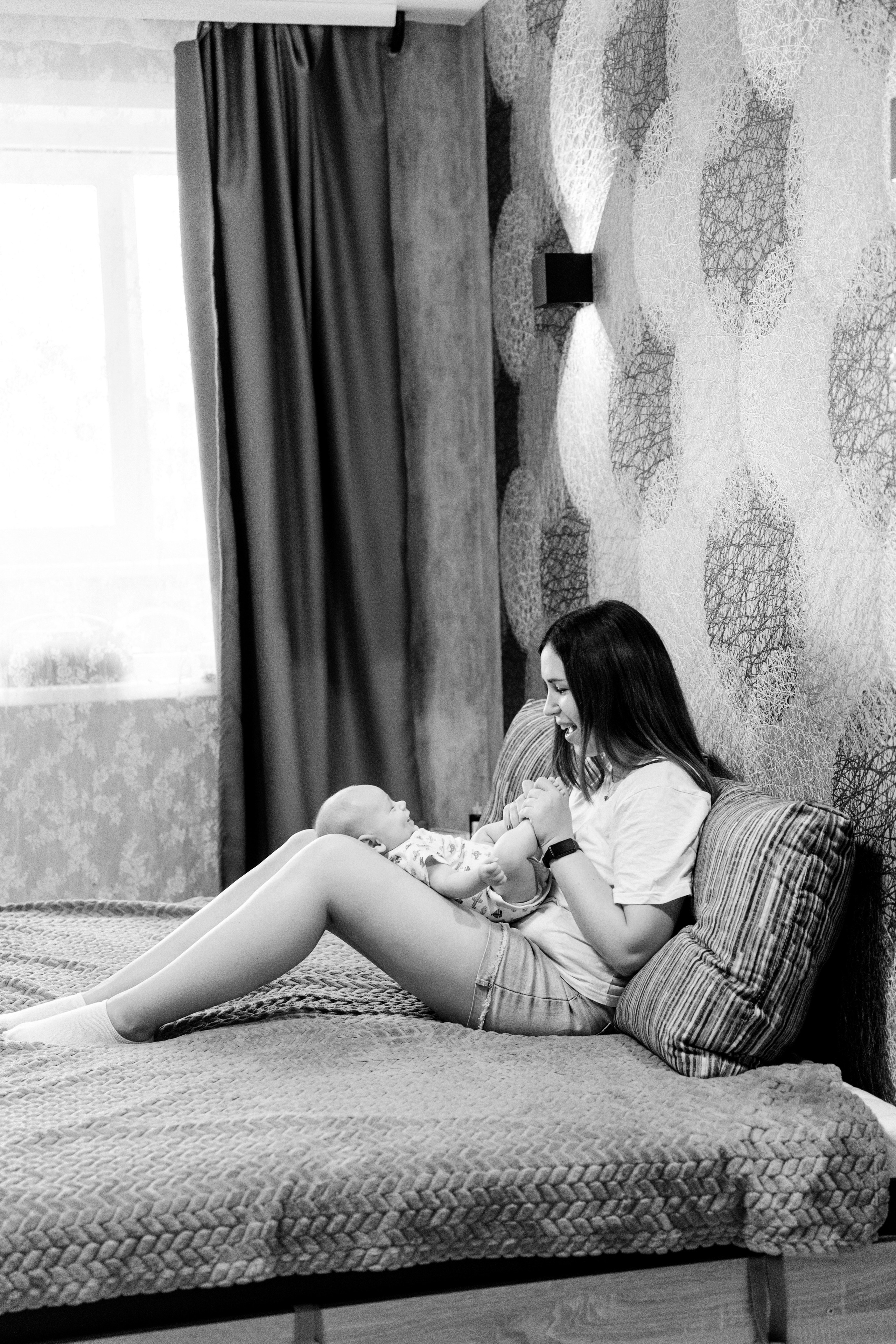 Оля и Ромка (домашняя фотосессия). Ваш семейный фотограф в Минске — Вика Трегубова